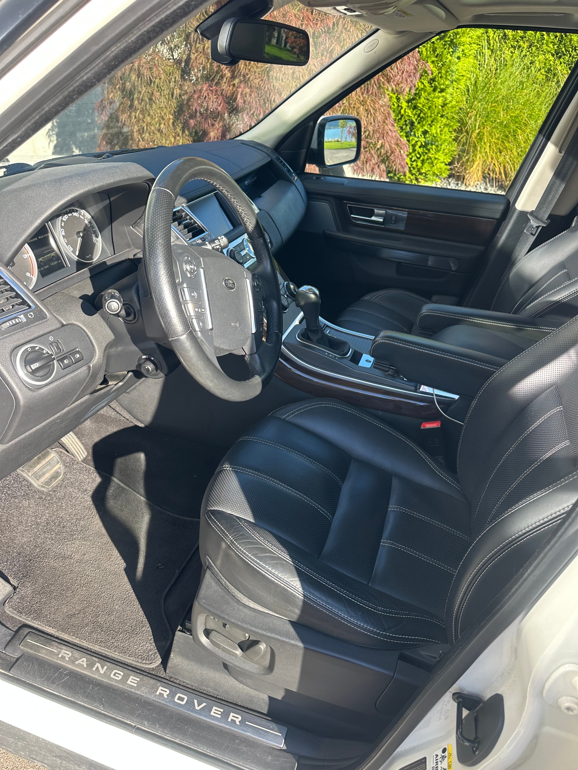 LAND ROVER S3LTD - V6 - HSE-image-5