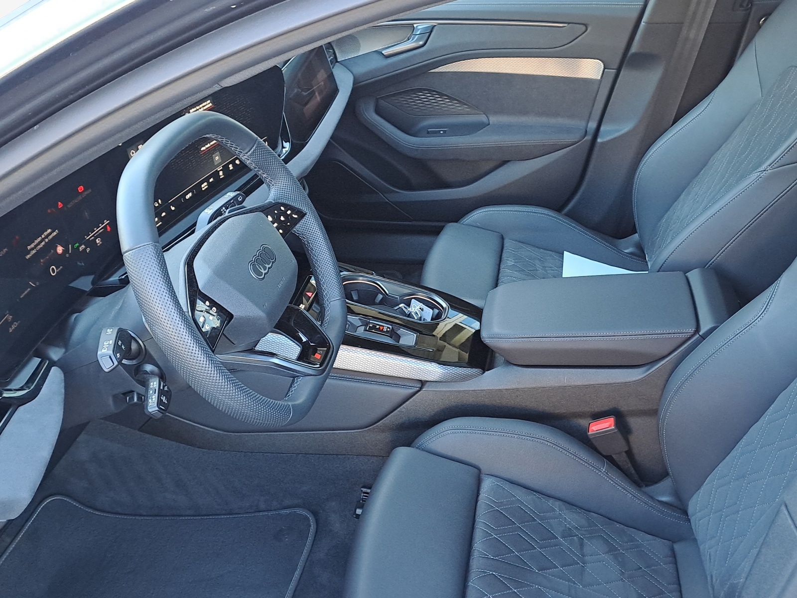 AUDI A6 Avant TDI quattro 150 kW S tronic-image-7