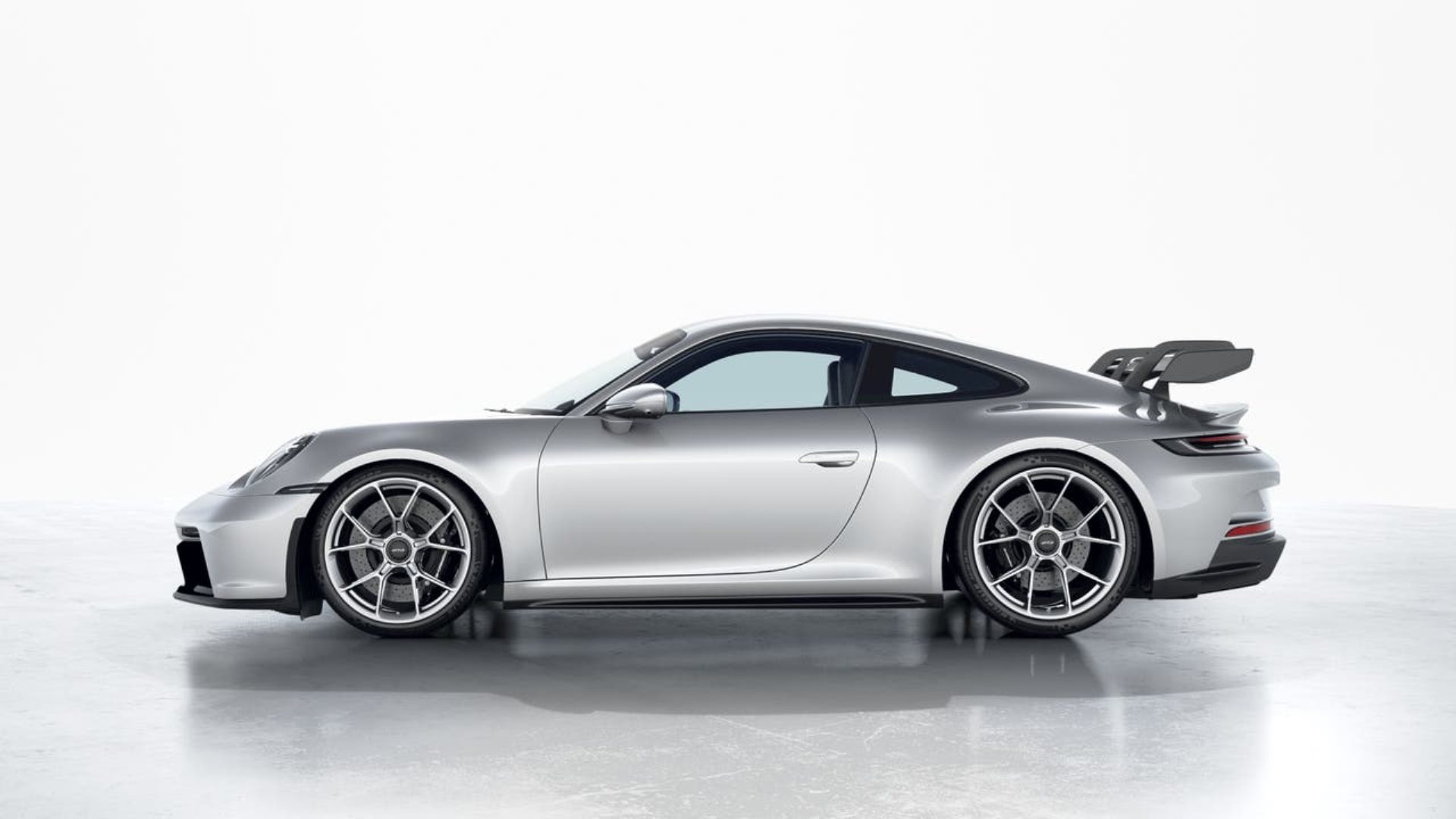 PORSCHE 911 GT3-image-1