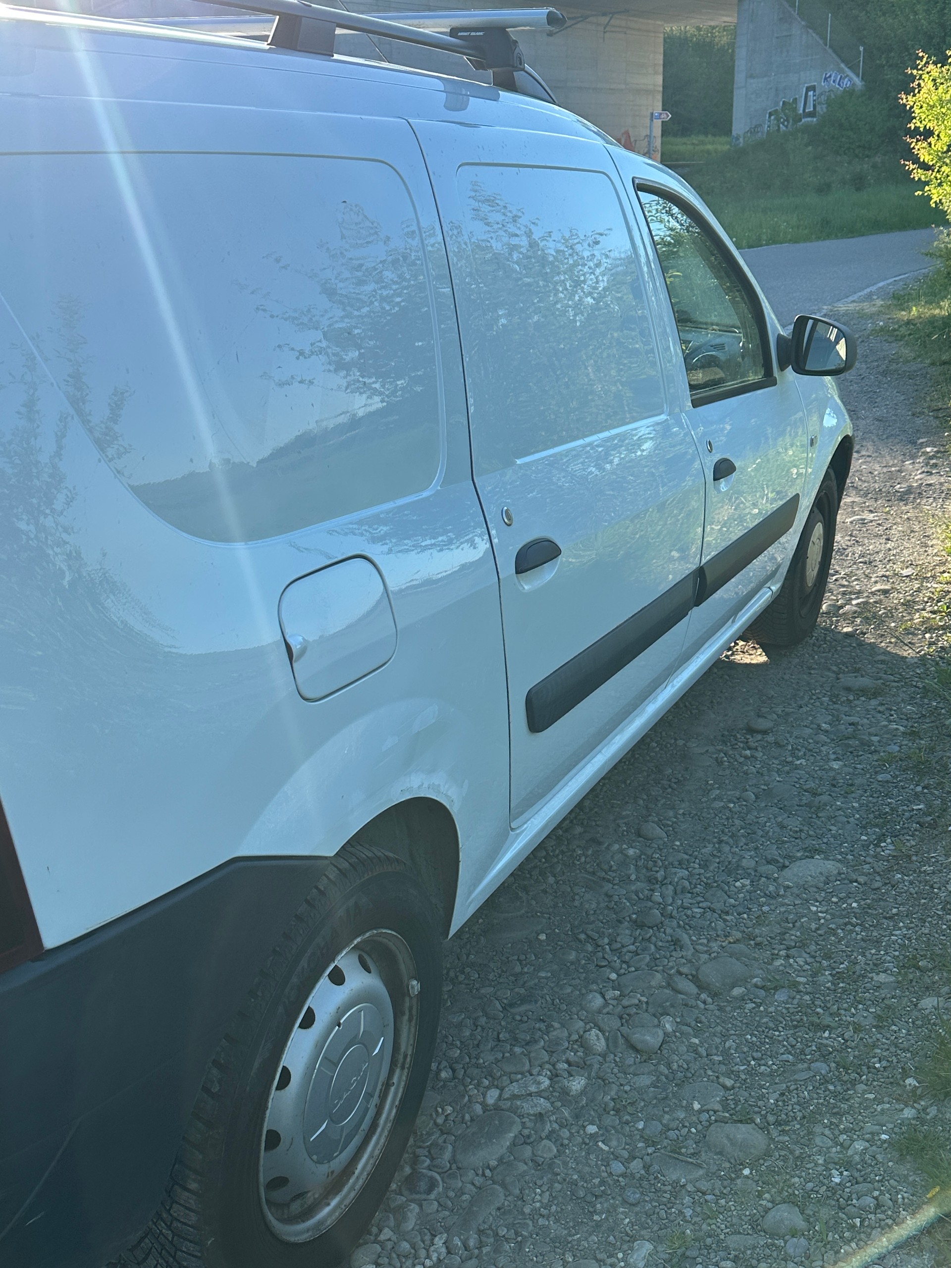 DACIA 1.6 Ambiance-image-1