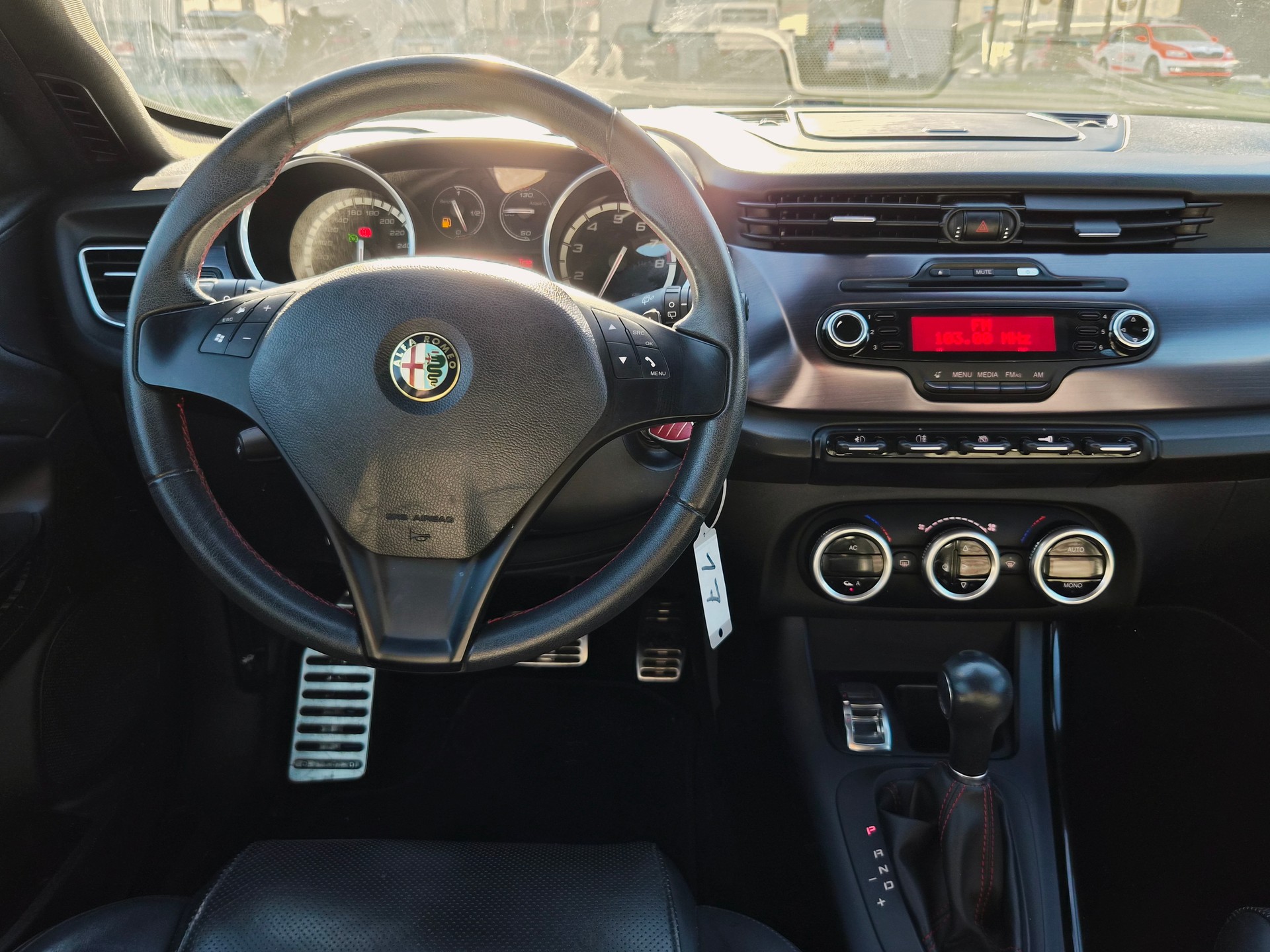 ALFA ROMEO Giulietta 1.4 MultiAir Distinctive TCT-image-7