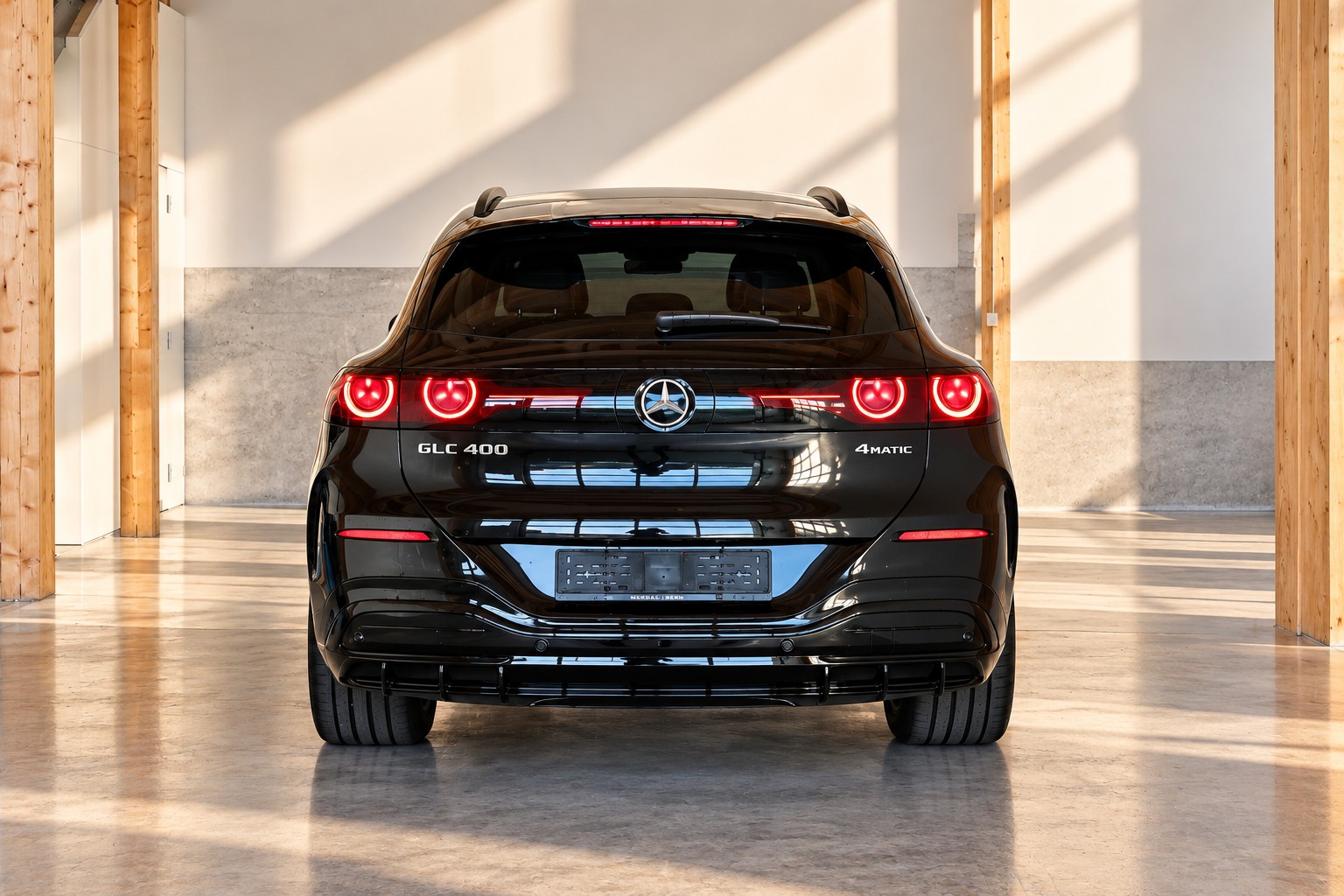 MERCEDES-BENZ GLC400 4MATIC with EW Te-image-13