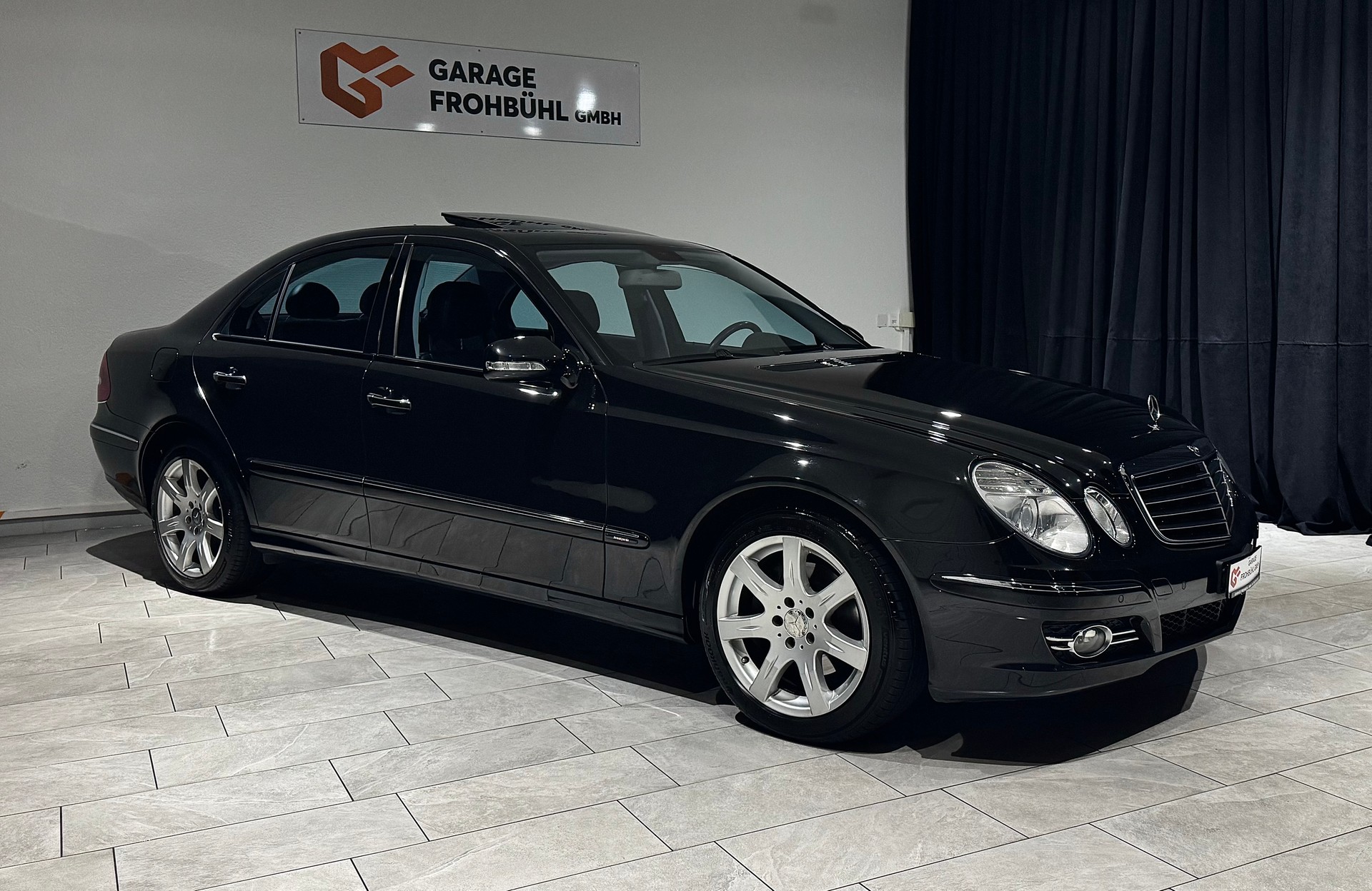 MERCEDES-BENZ E 350 Avantgarde 4Matic Automatic | 1.Hand | CH |-image-11