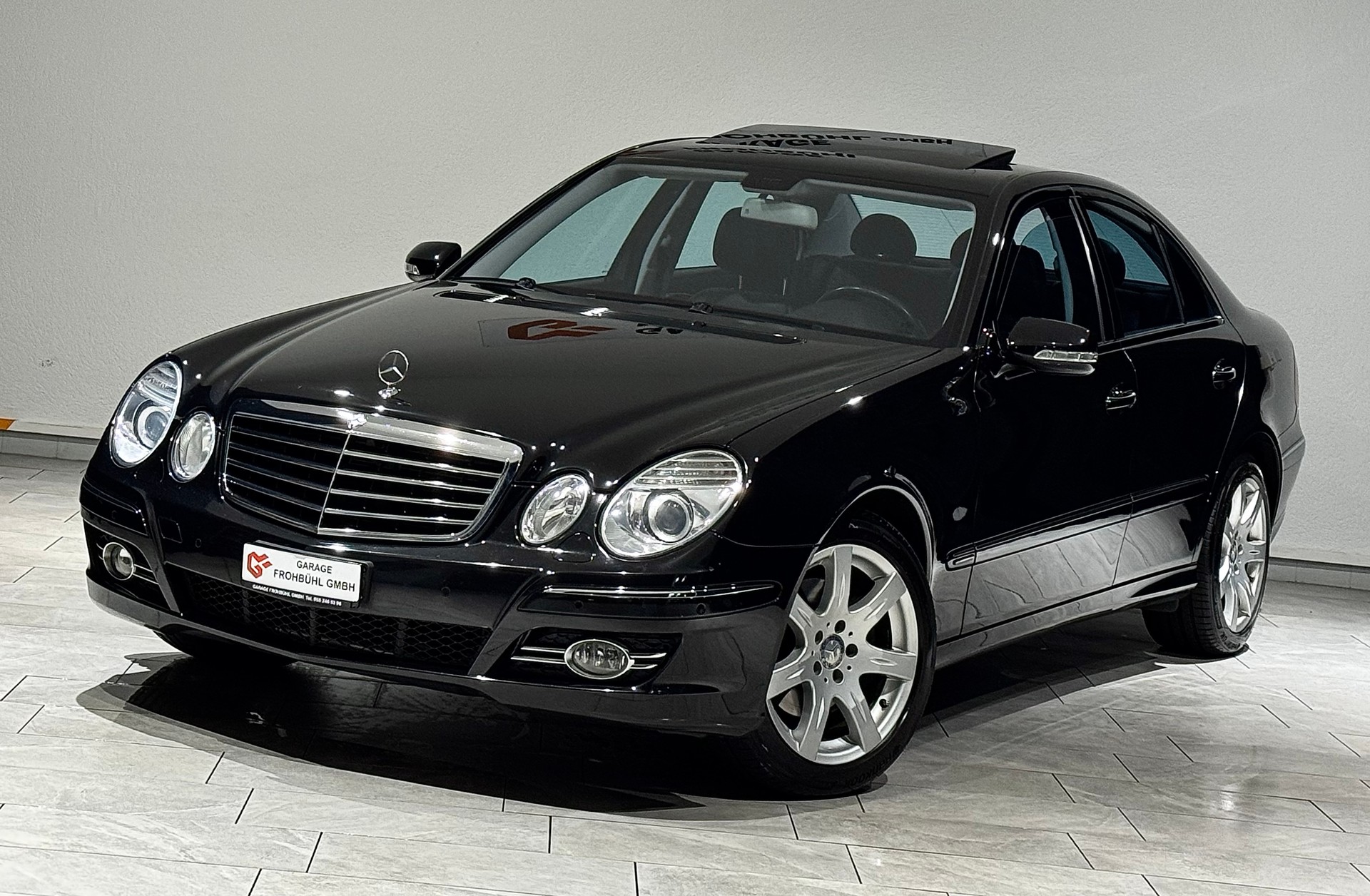 MERCEDES-BENZ E 350 Avantgarde 4Matic Automatic | 1.Hand | CH |-showroom-element-3