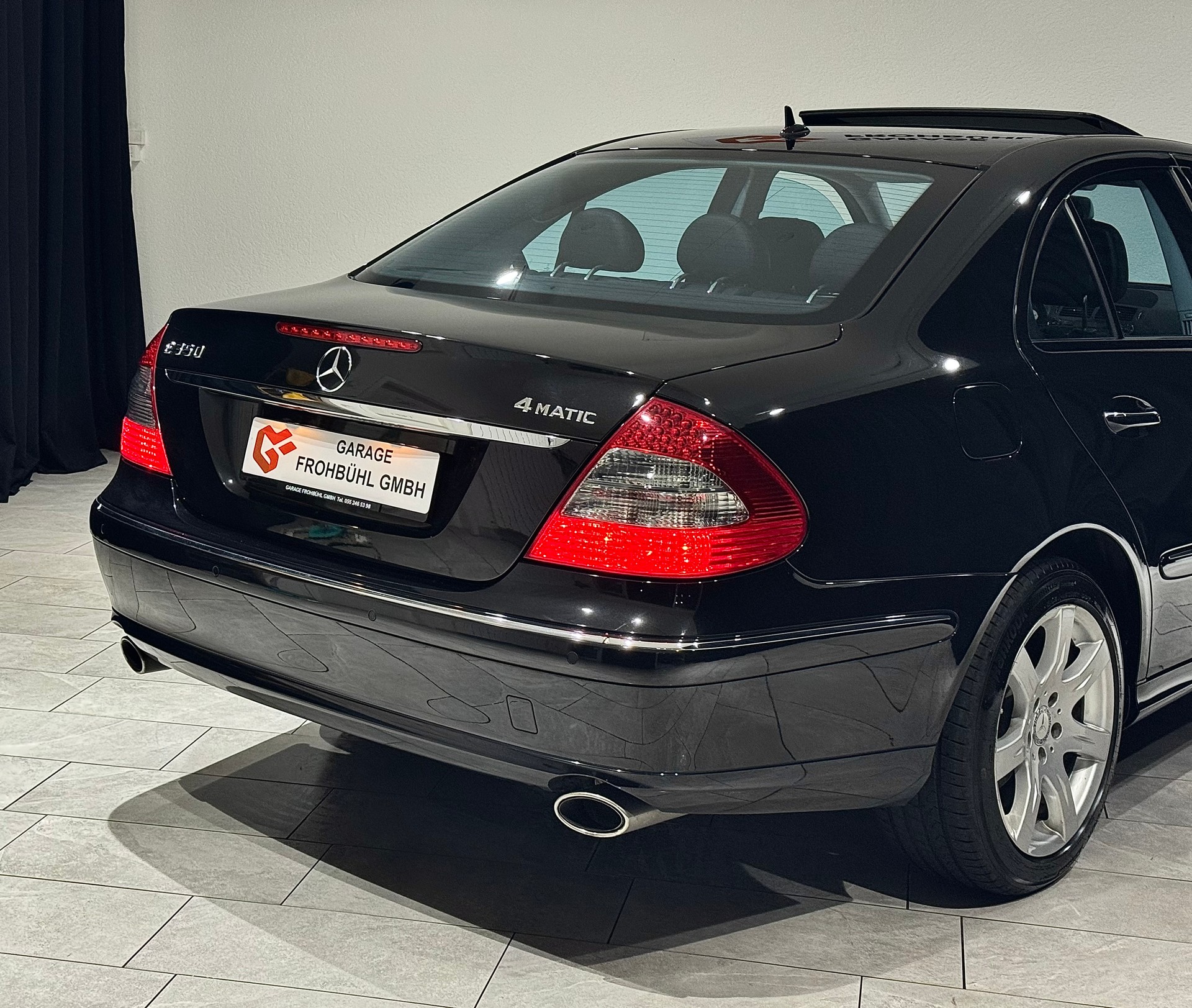 MERCEDES-BENZ E 350 Avantgarde 4Matic Automatic | 1.Hand | CH |-image-9