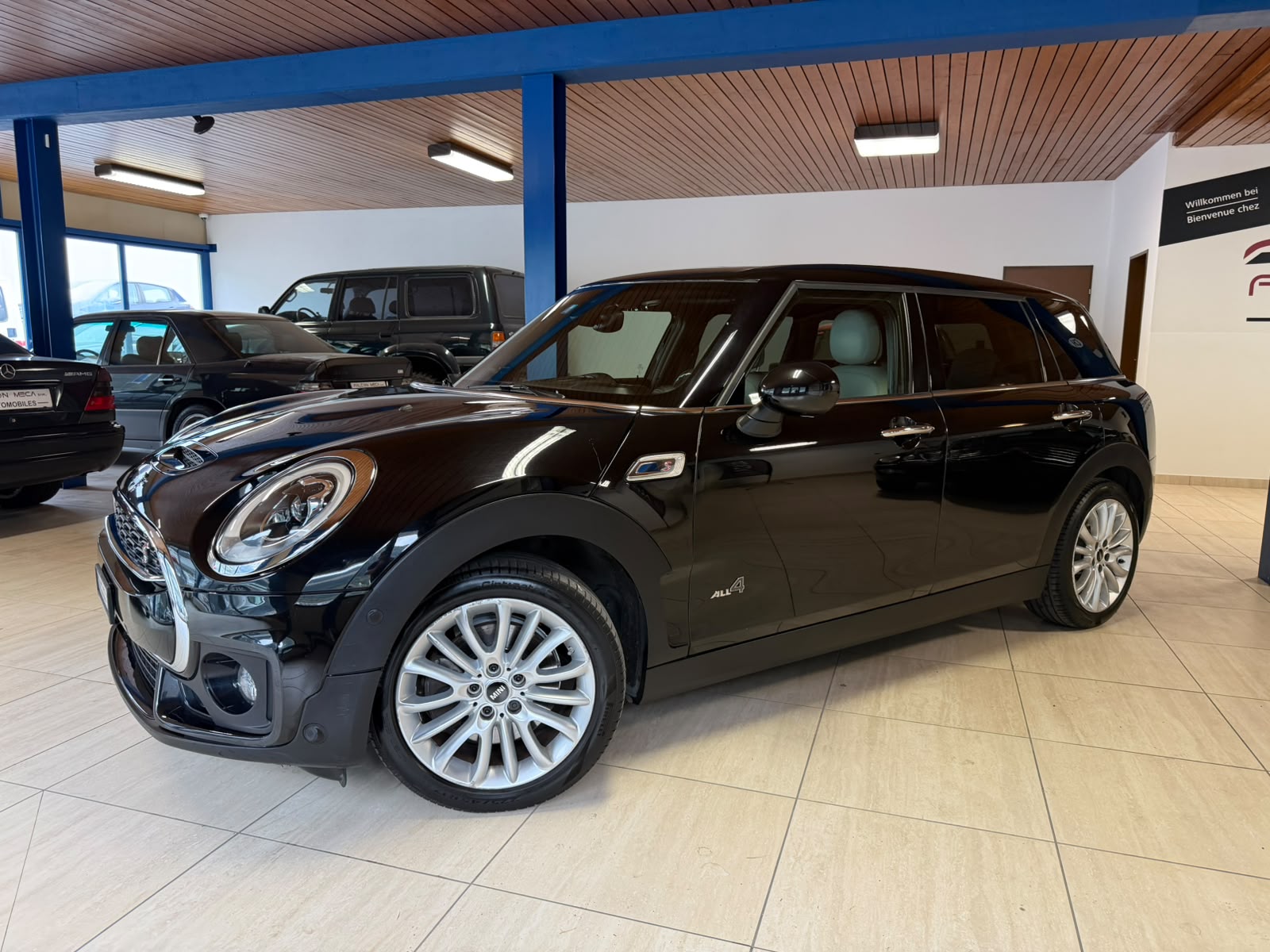 MINI Clubman Cooper S ALL4 Steptronic-image-3
