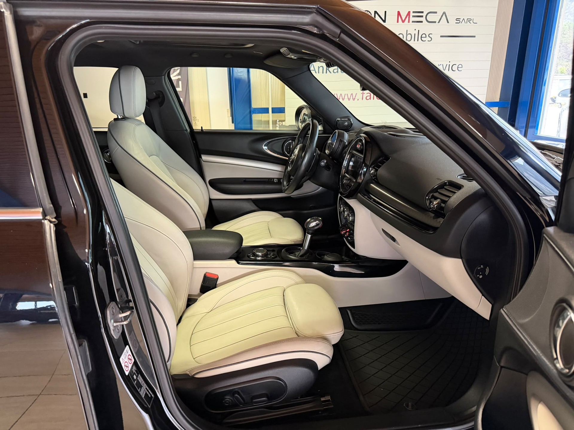 MINI Clubman Cooper S ALL4 Steptronic-image-21