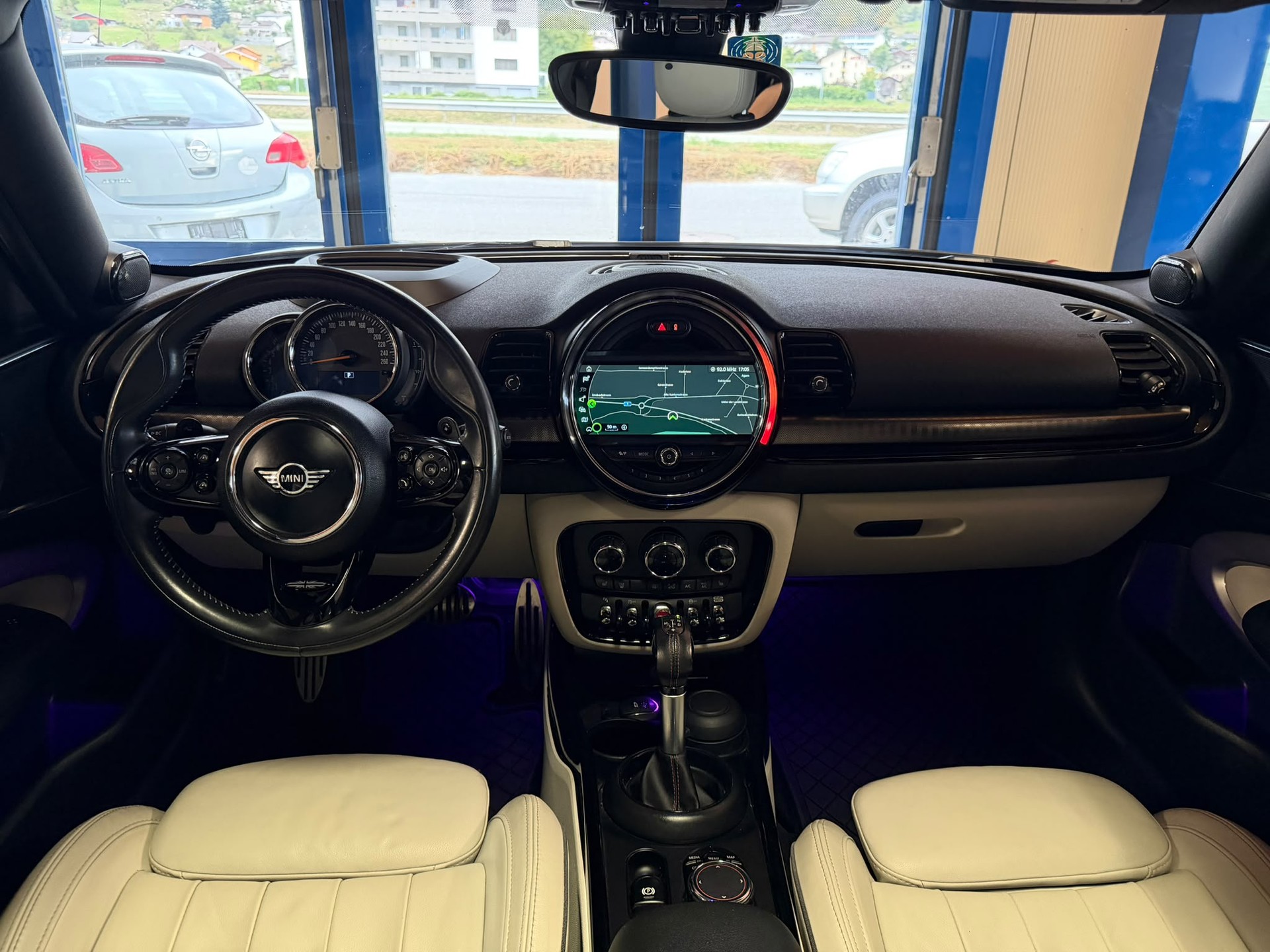 MINI Clubman Cooper S ALL4 Steptronic-image-16