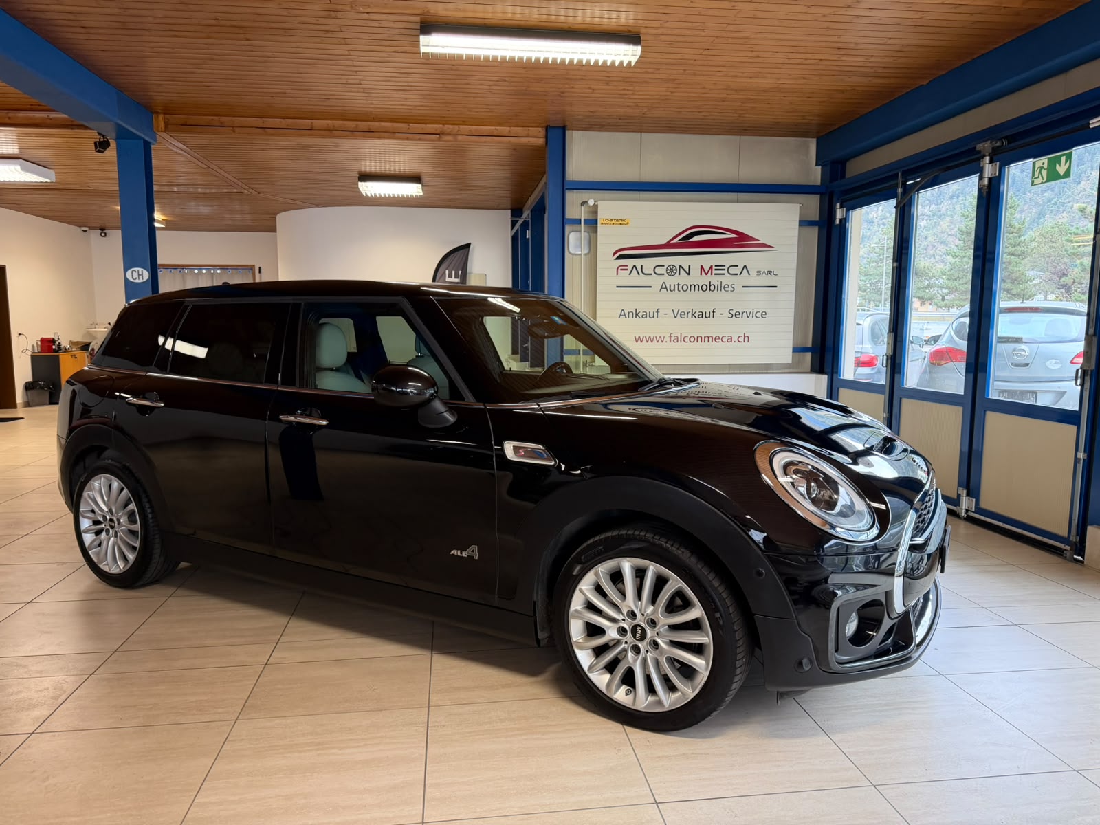 MINI Clubman Cooper S ALL4 Steptronic-image-13