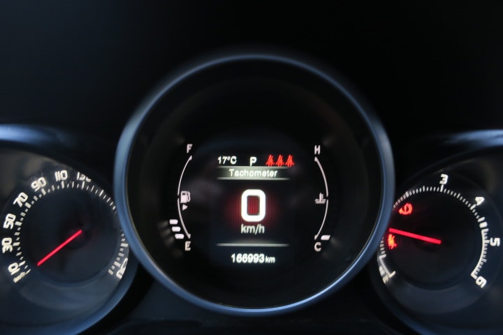 FIAT 500X 2.0 MJ Cross Plus 4x4 Automatic-image-10