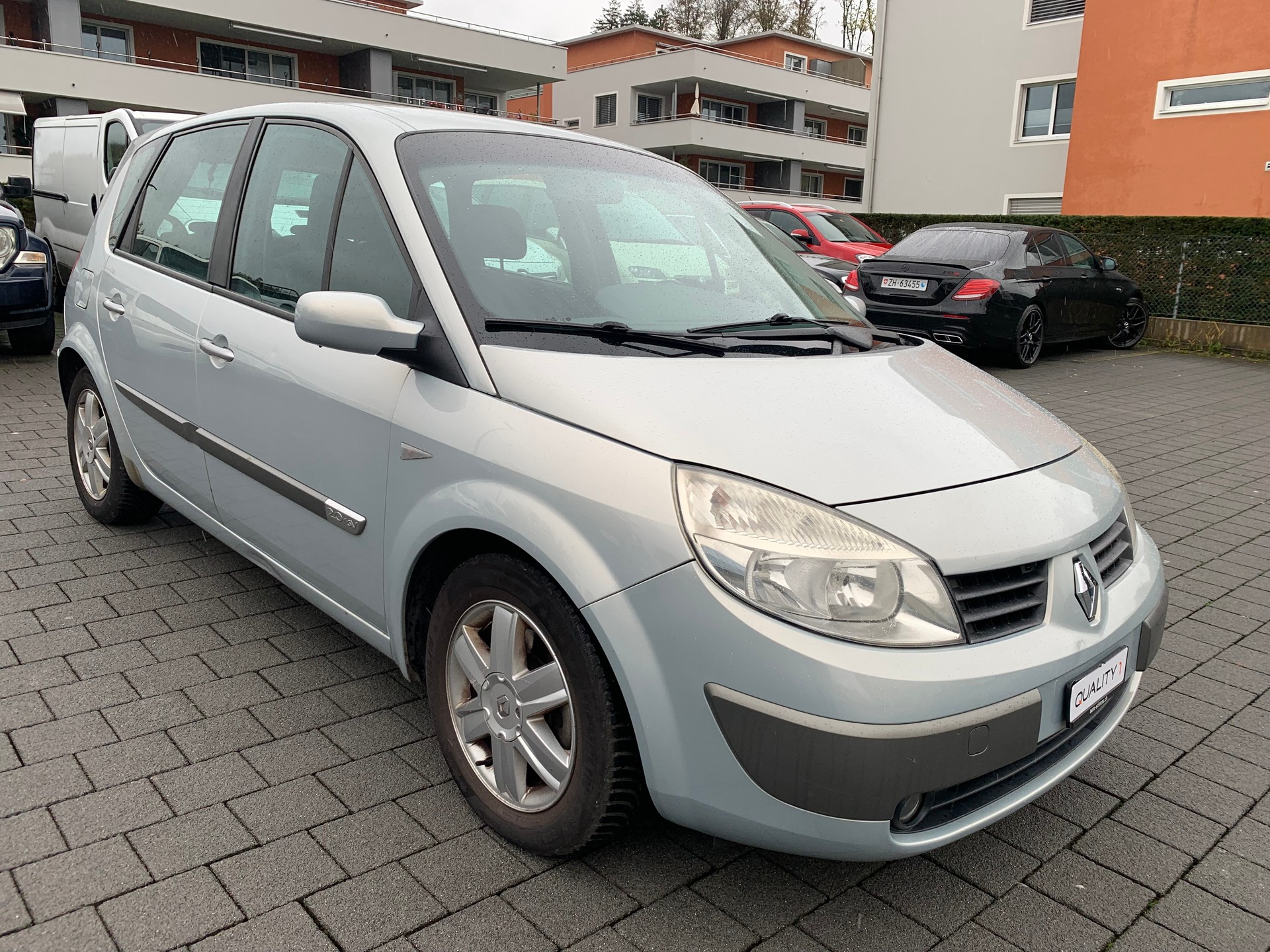 RENAULT Scénic 2.0 16V Dynamique-image-1