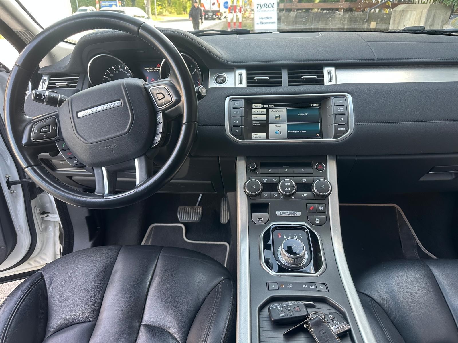 LAND ROVER Range Rover Evoque 2.2 TD4 Uptown AT9-image-6