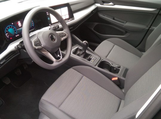 VW Golf 1.0 TSI Value-image-7