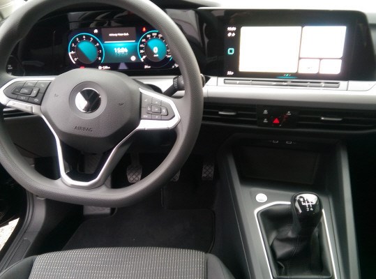 VW Golf 1.0 TSI Value-image-8