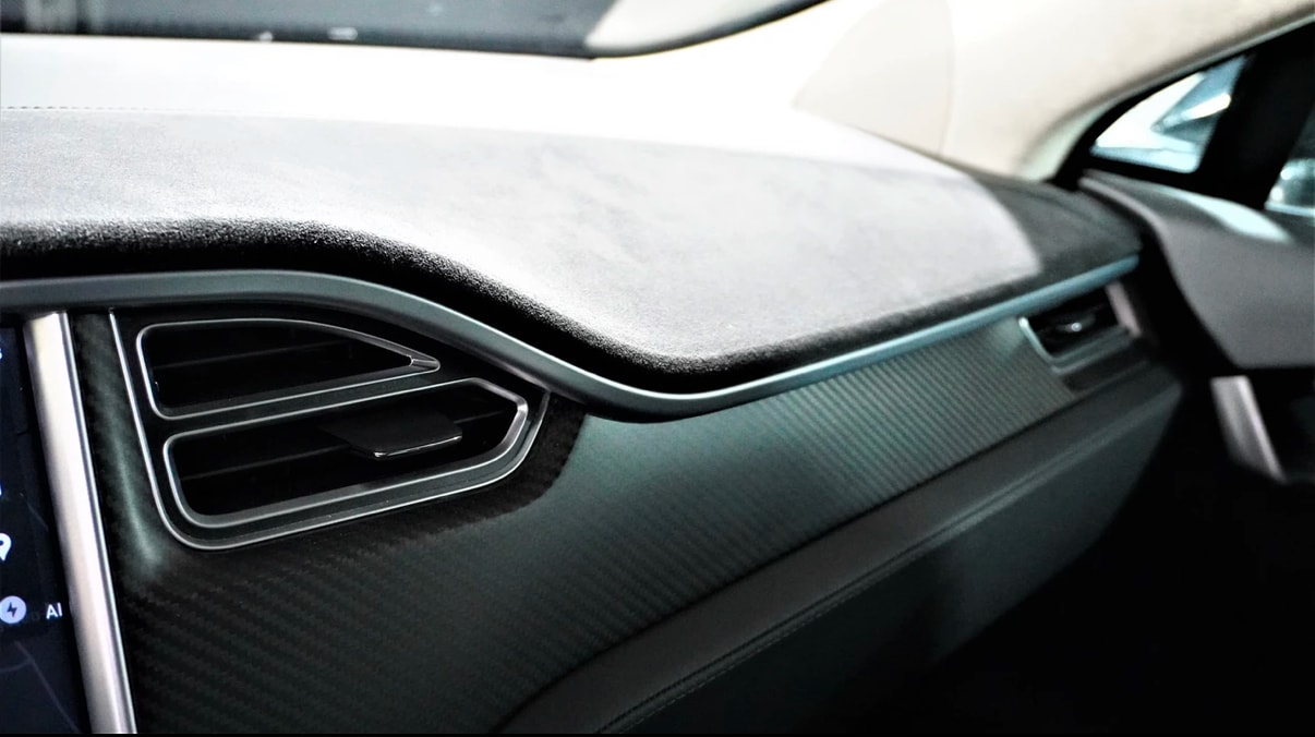 TESLA Model S 90 D-image-7