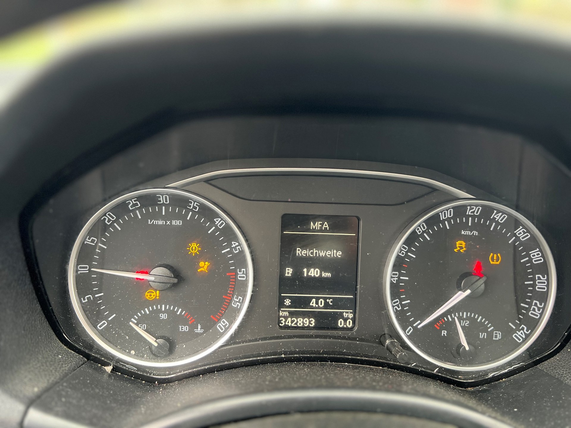 SKODA Octavia Combi 2.0 TDI Elegance DSG-image-7