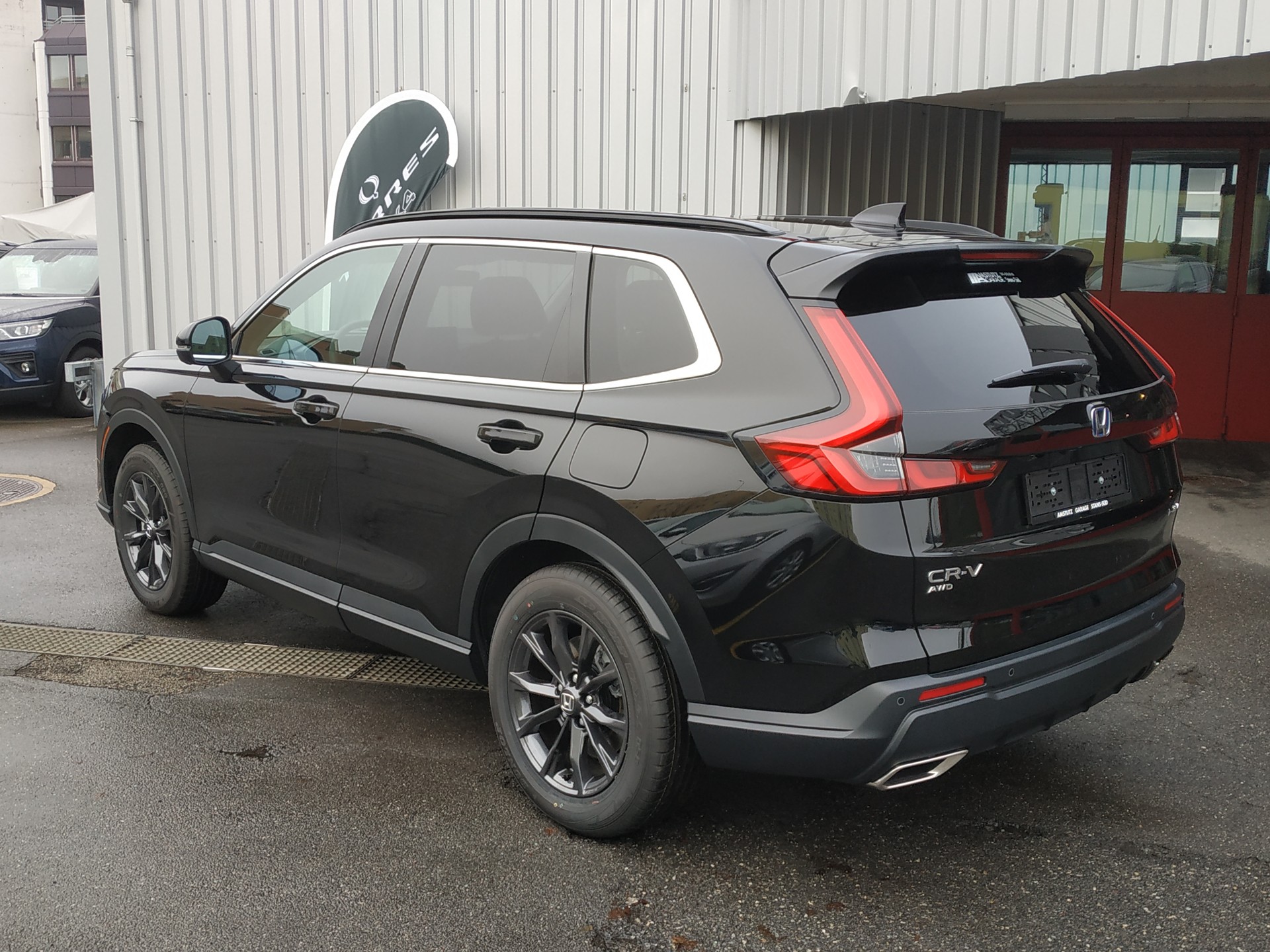 HONDA CR-V 2.0i MMD Hybrid Advance 4WD Automatic-showroom-element-3