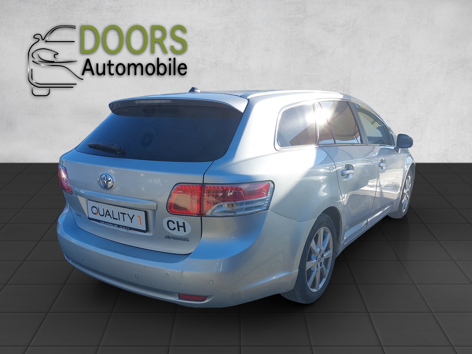 TOYOTA Avensis SW 2.0 Linea Luna Multidrive-image-3
