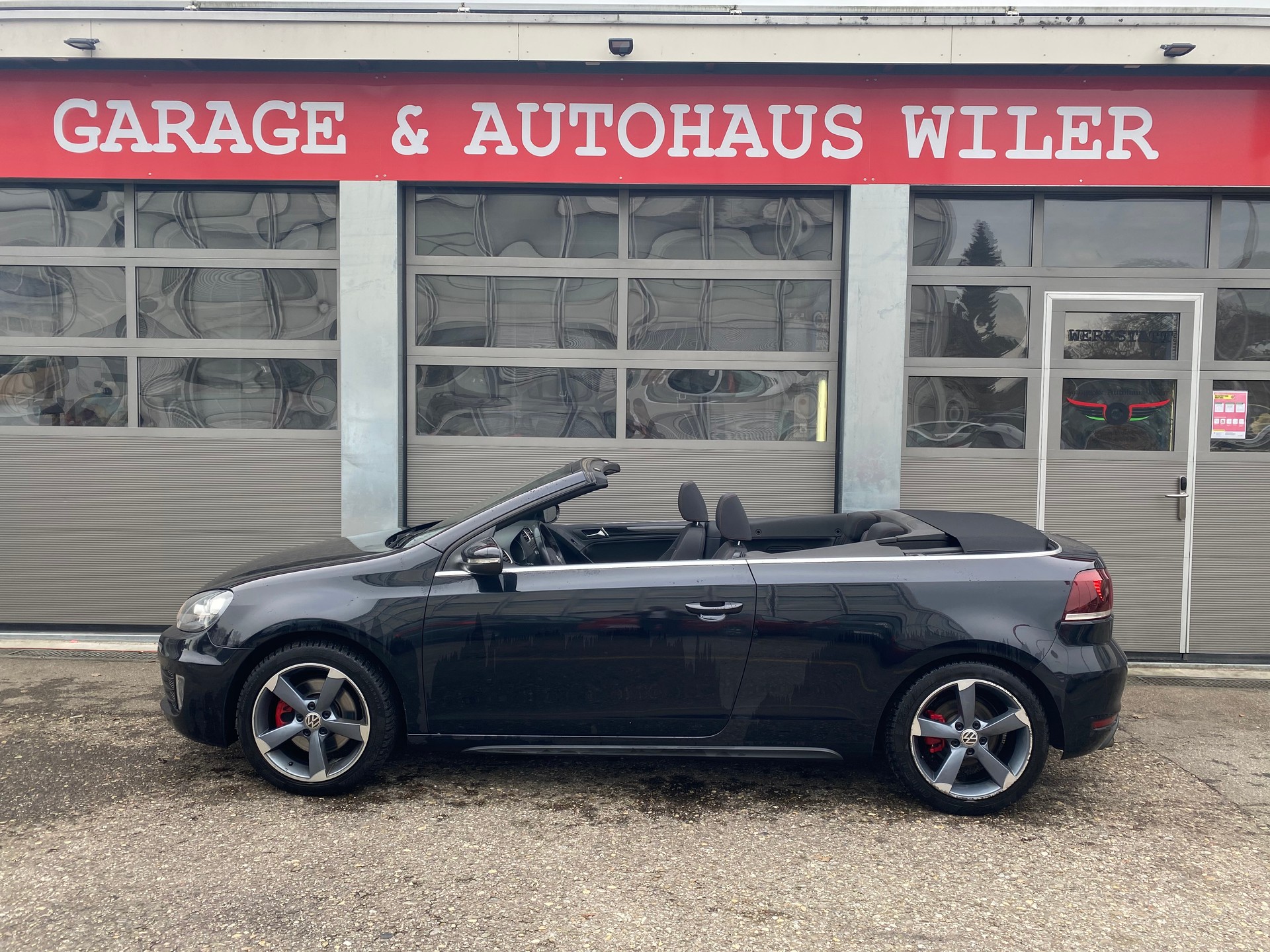 VW Golf Cabrio 2.0 TSI GTI-image-9