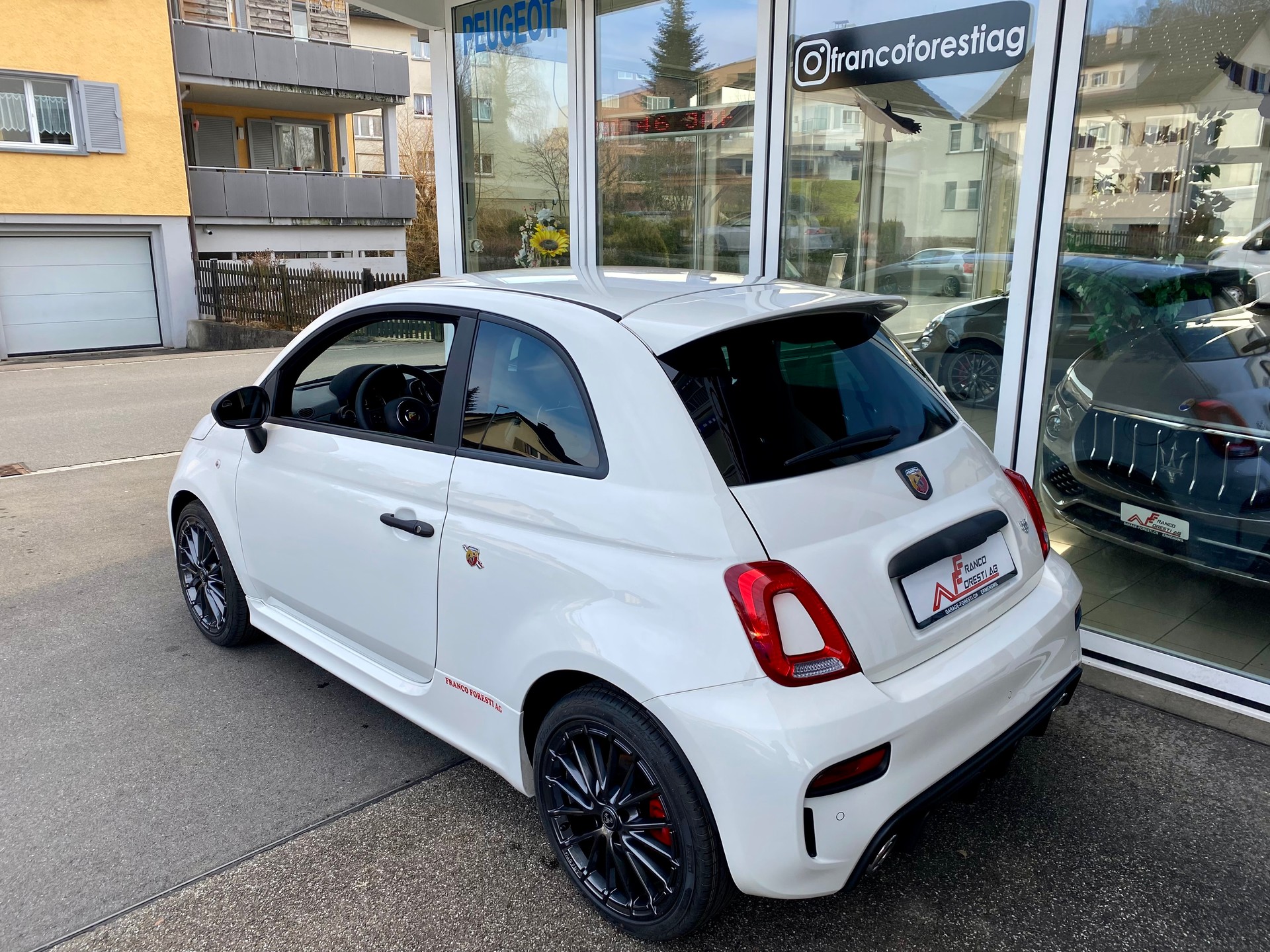 FIAT 595 1.4 16V Turbo Abarth 595-image-10
