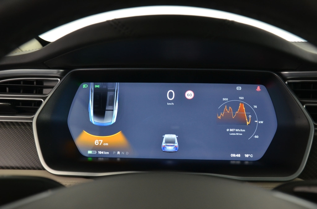 TESLA Model X 100 D-image-16