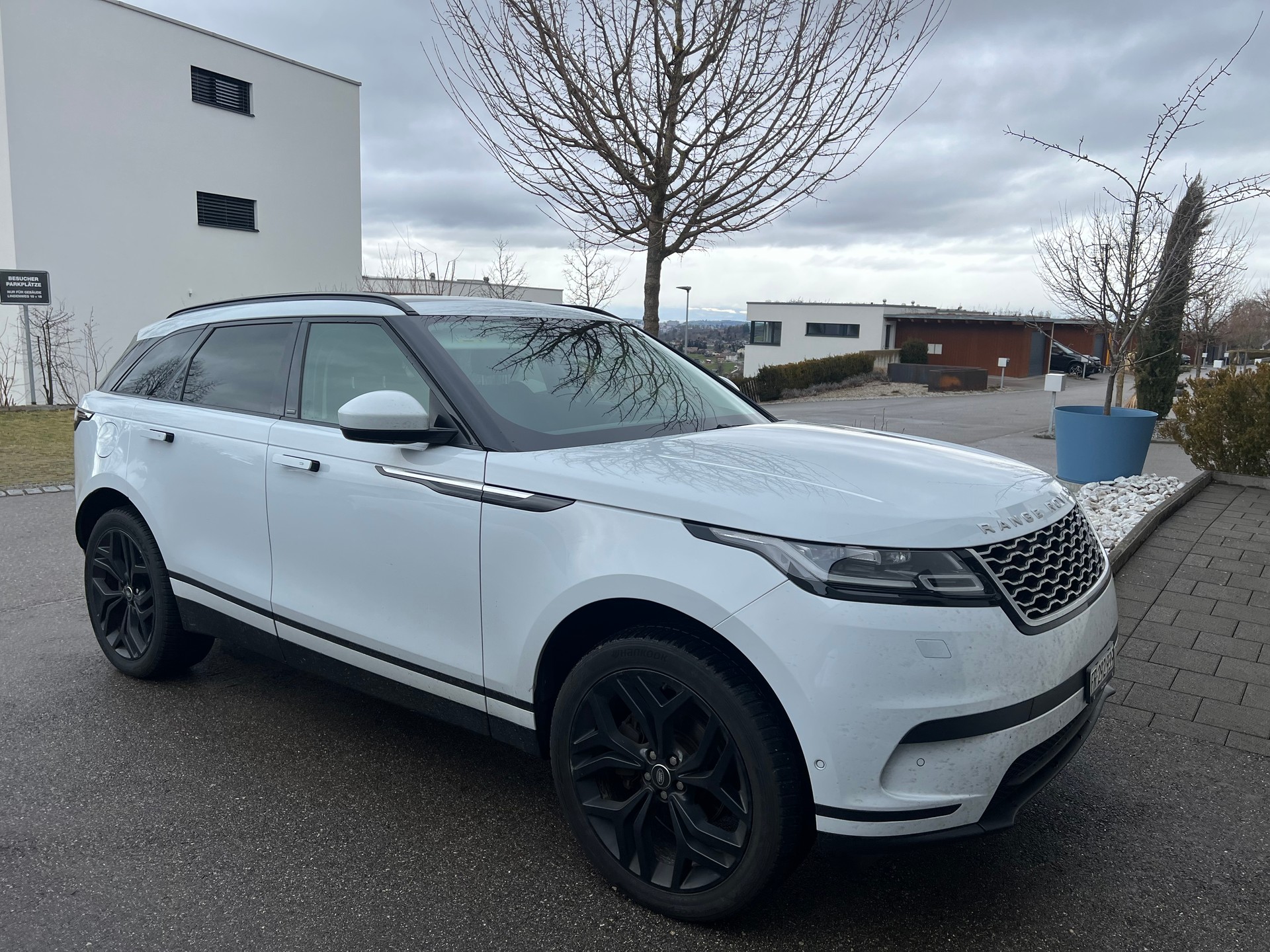 LAND ROVER RANGE ROVER RR VELAR P250-image-1