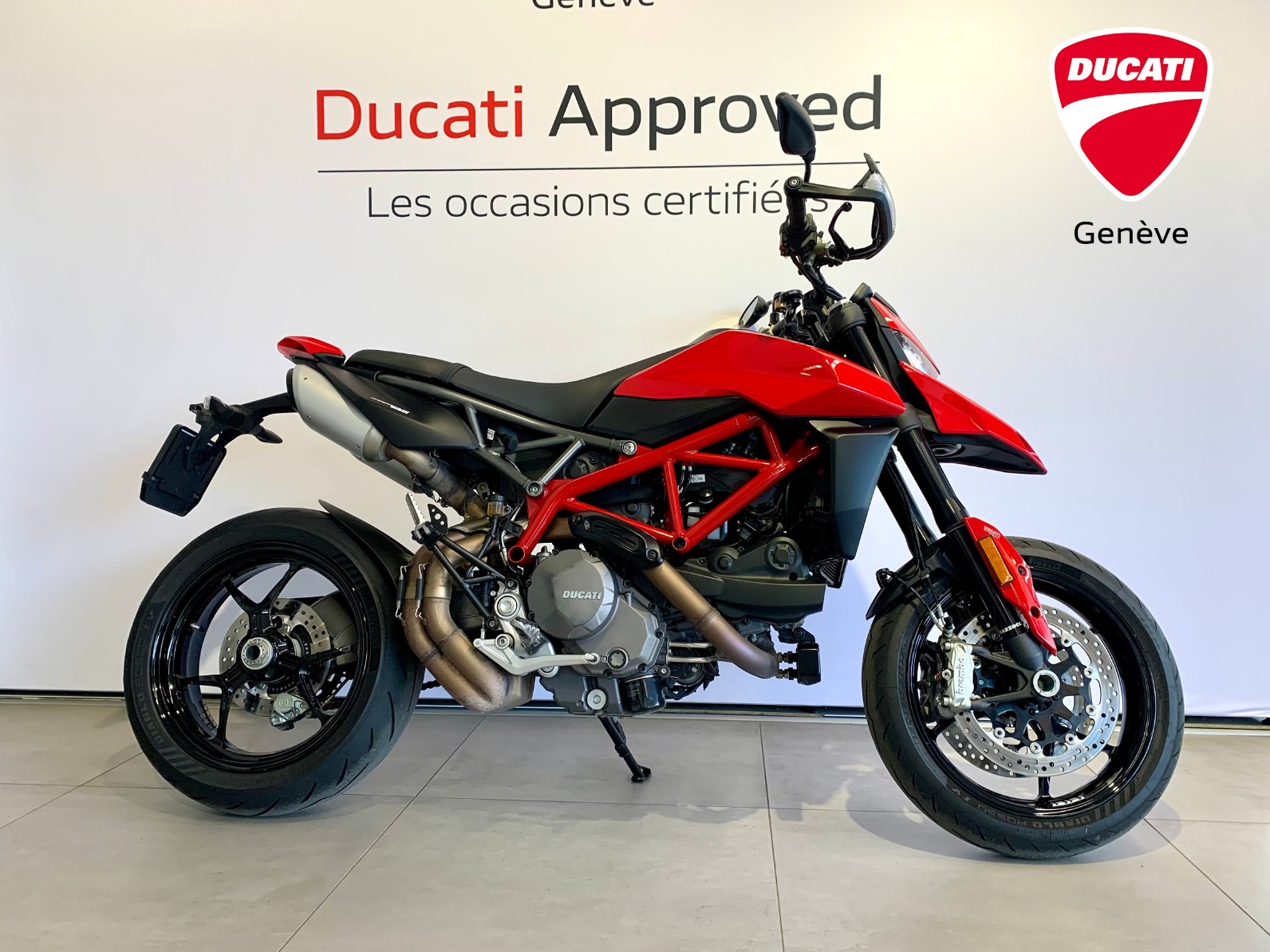 DUCATI Hypermotard 950