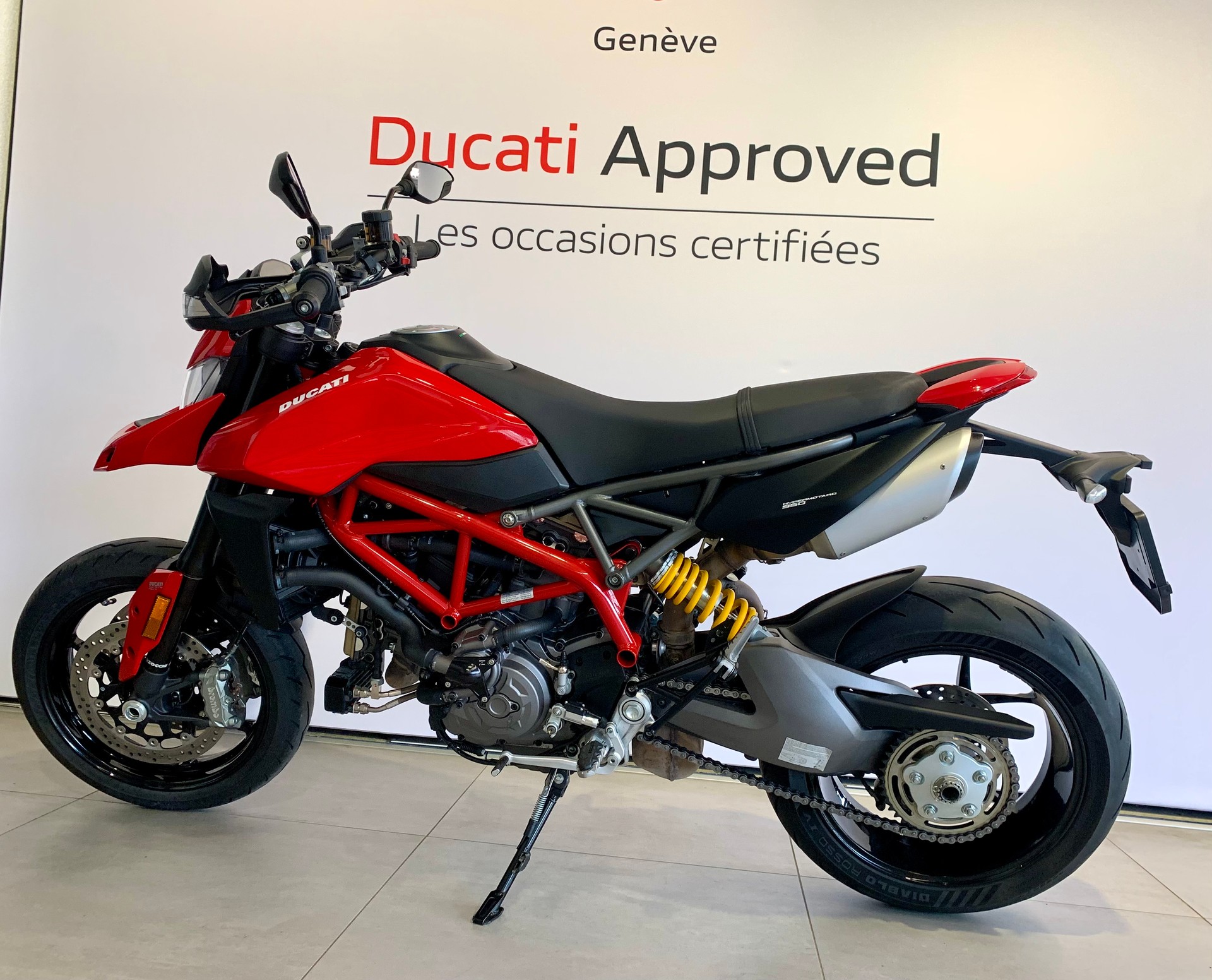 DUCATI Hypermotard 950-showroom-element-1