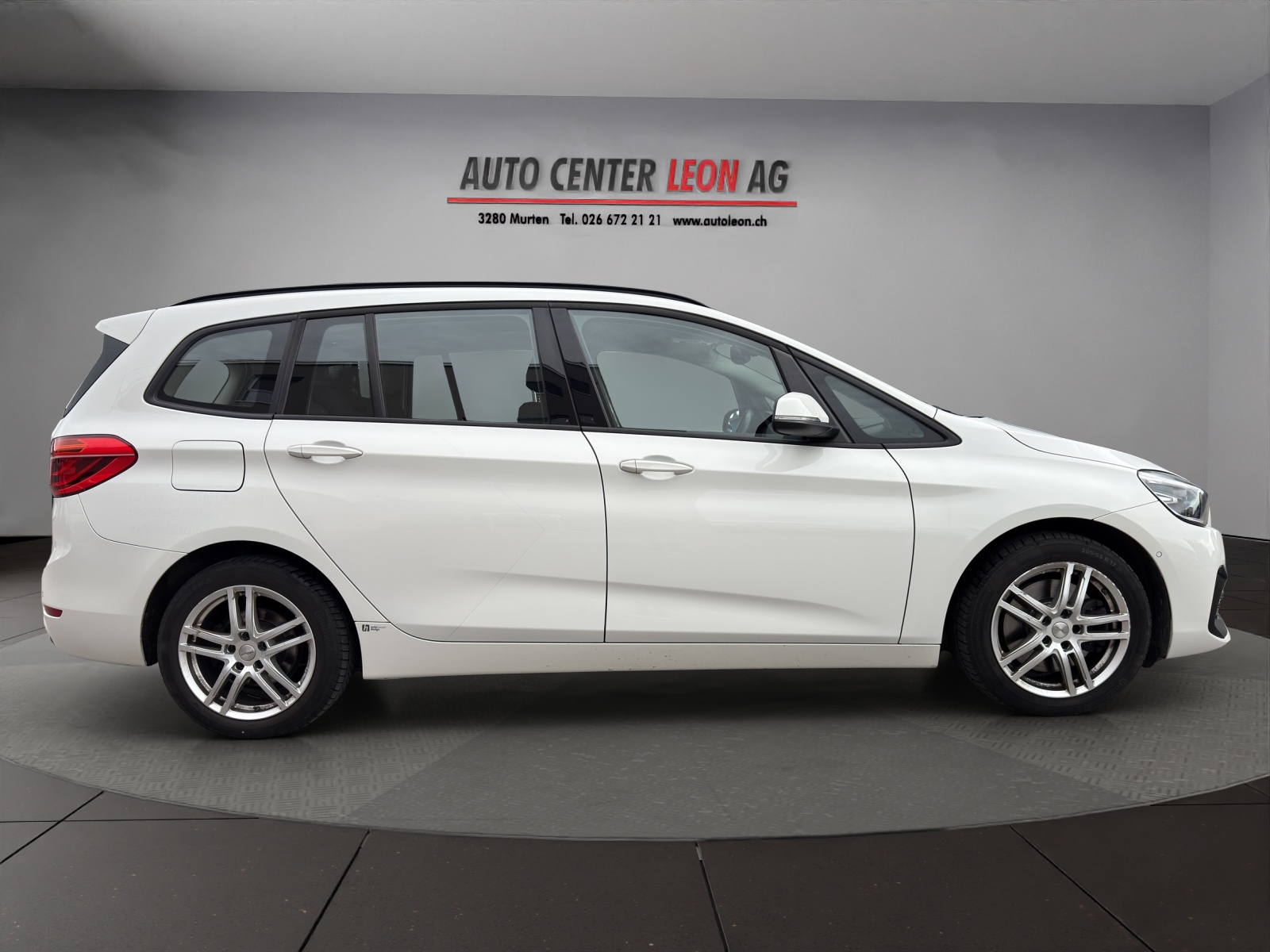 BMW 218d xDrive Gran Tourer Steptronic-image-6