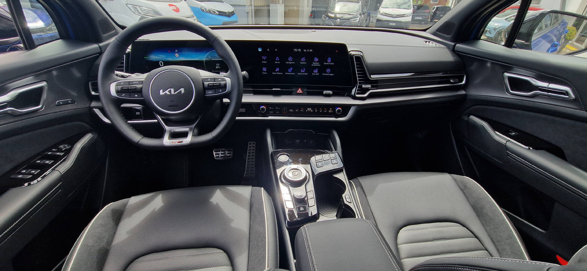 KIA Sportage 1.6 T-GDi PHEV GT-Line-image-4