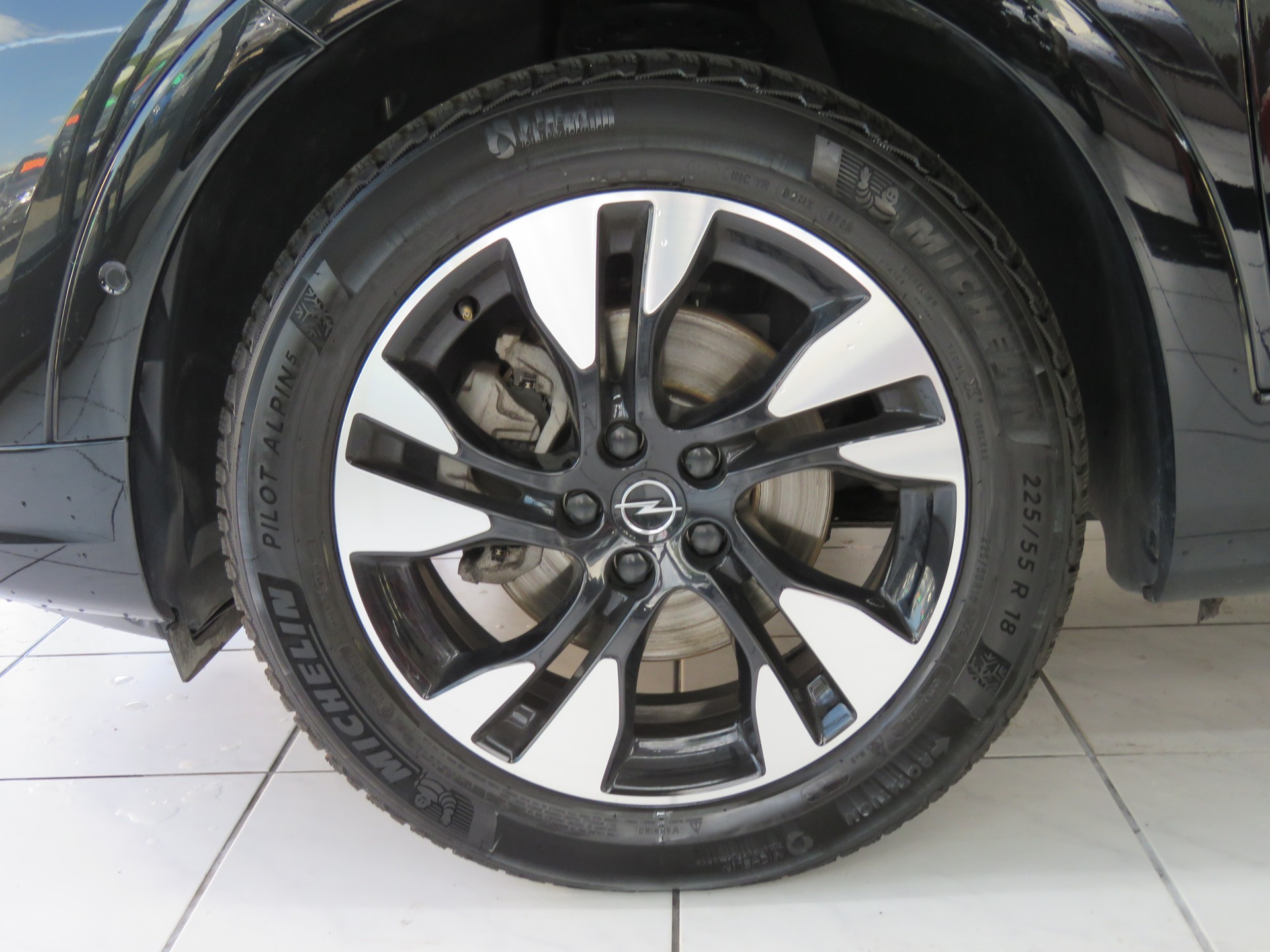 OPEL Grandland 1.2i TP Elegance Automat-image-22
