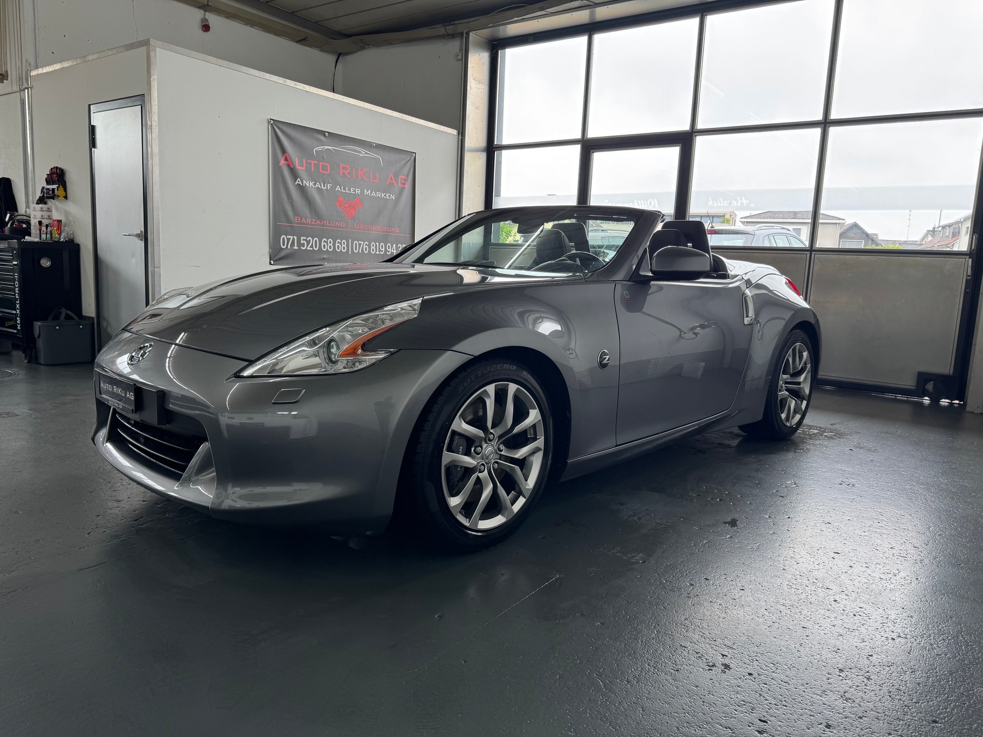 NISSAN 370 Z Roadster Pack-image-11