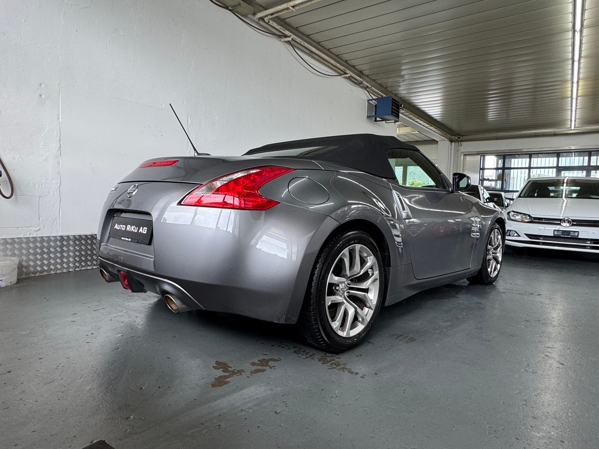 NISSAN 370 Z Roadster Pack-image-16