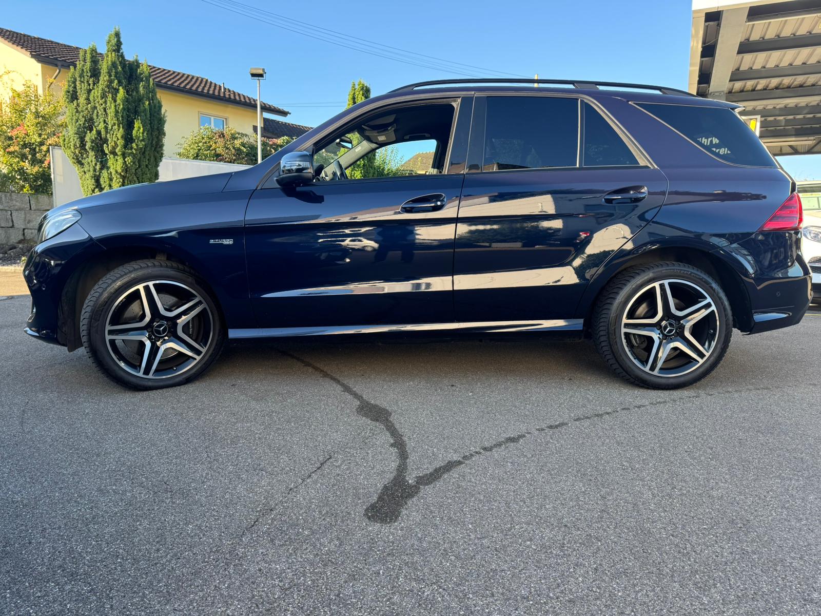 MERCEDES-BENZ GLE 43 AMG Executive 4Matic 9G-Tronic-image-4