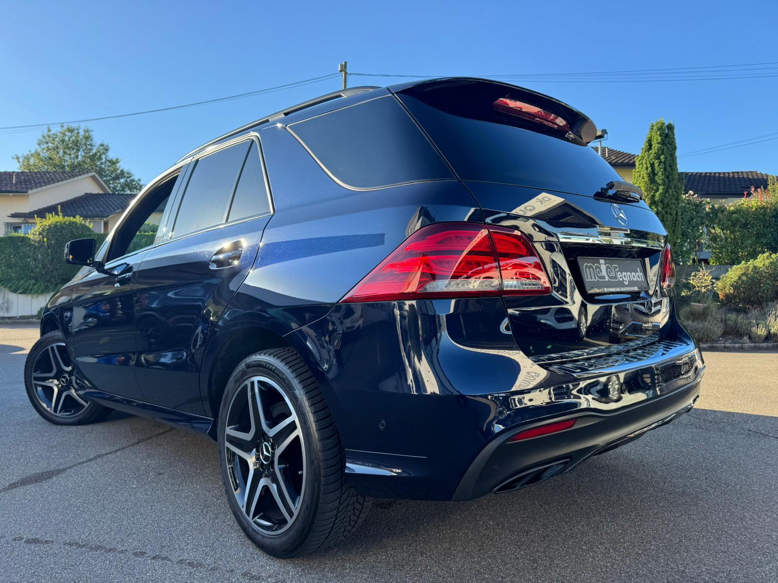 MERCEDES-BENZ GLE 43 AMG Executive 4Matic 9G-Tronic-image-5