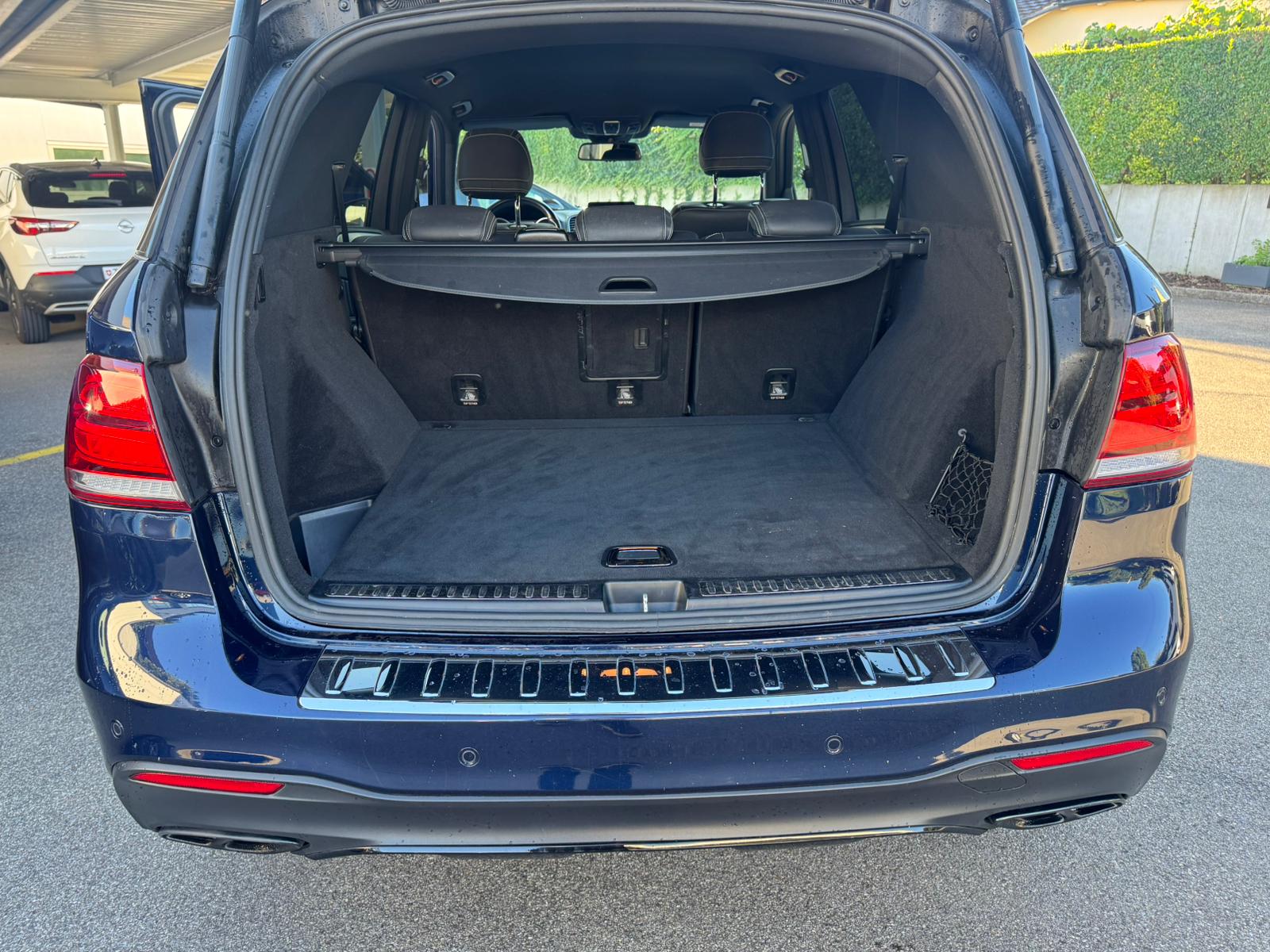MERCEDES-BENZ GLE 43 AMG Executive 4Matic 9G-Tronic-image-7