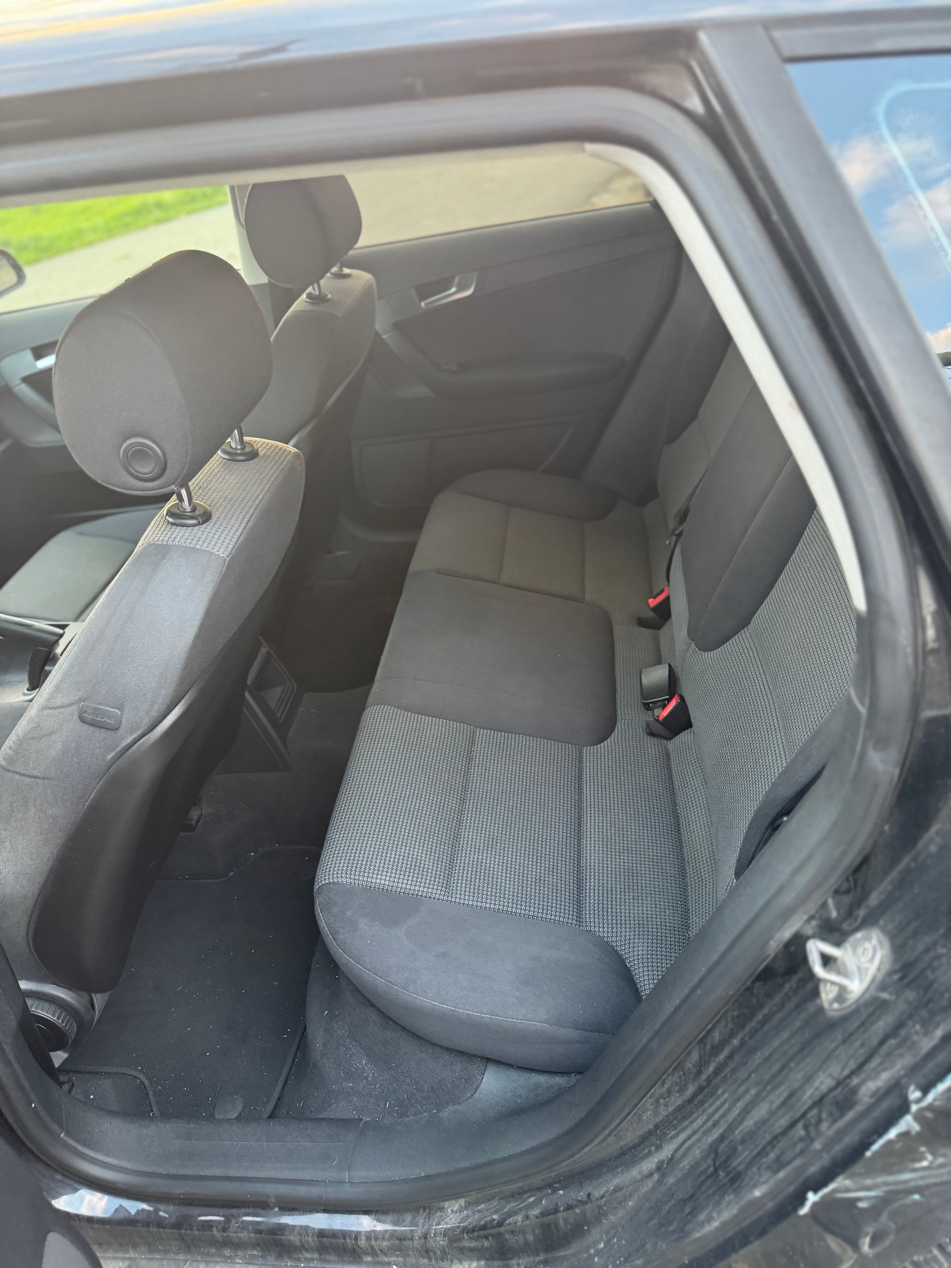 AUDI A3 Sportback 2.0 FSI Attraction-image-6