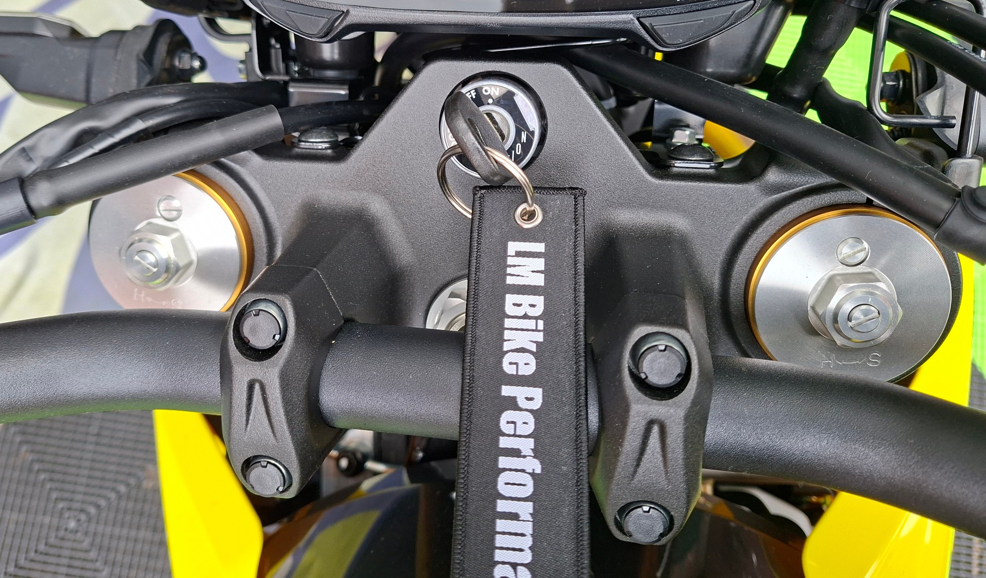 SUZUKI DRZ-4S-image-14