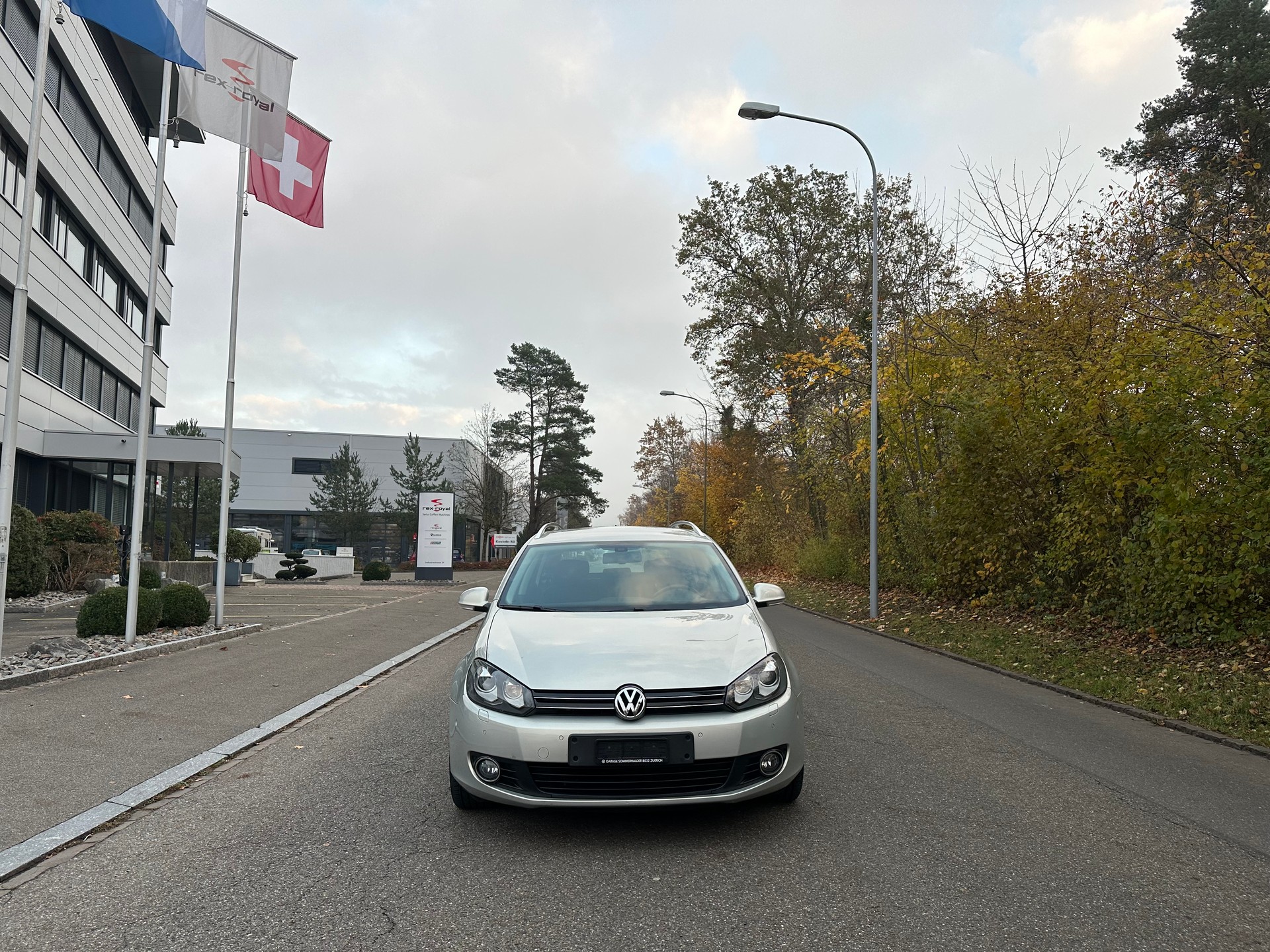 VW Golf Variant 1.4 TSI Highline DSG-image-1