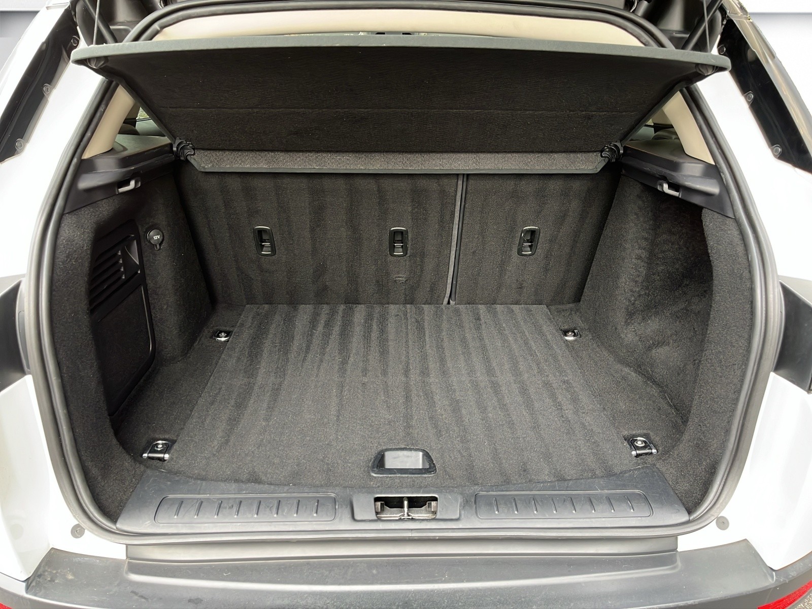 LAND ROVER Range Rover Evoque 2.2 TD4 Pure AT6-image-16