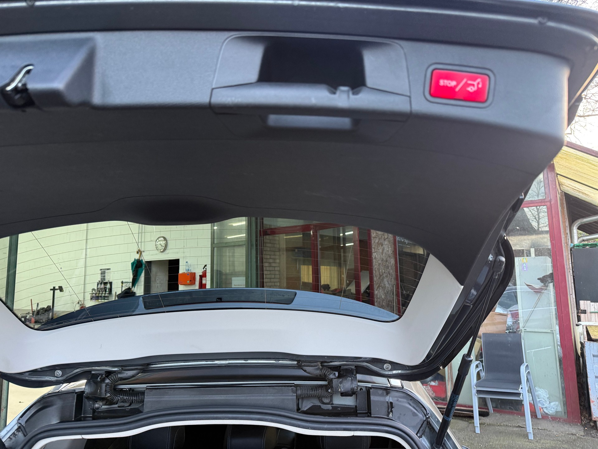MERCEDES-BENZ C 220 d Avantgarde 4Matic 9G-Tronic-image-7