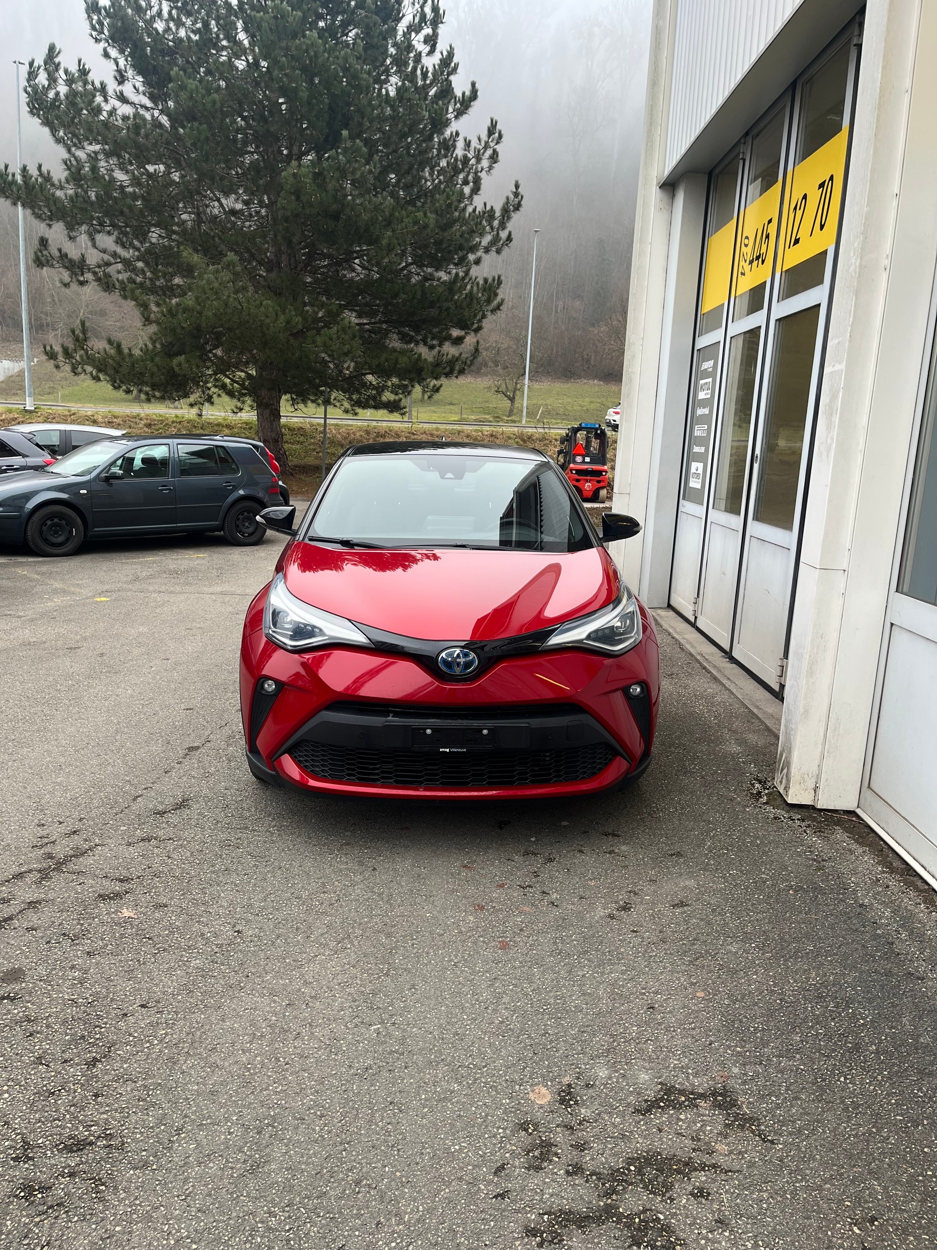 TOYOTA C-HR 2.0 HSD CVT Trend