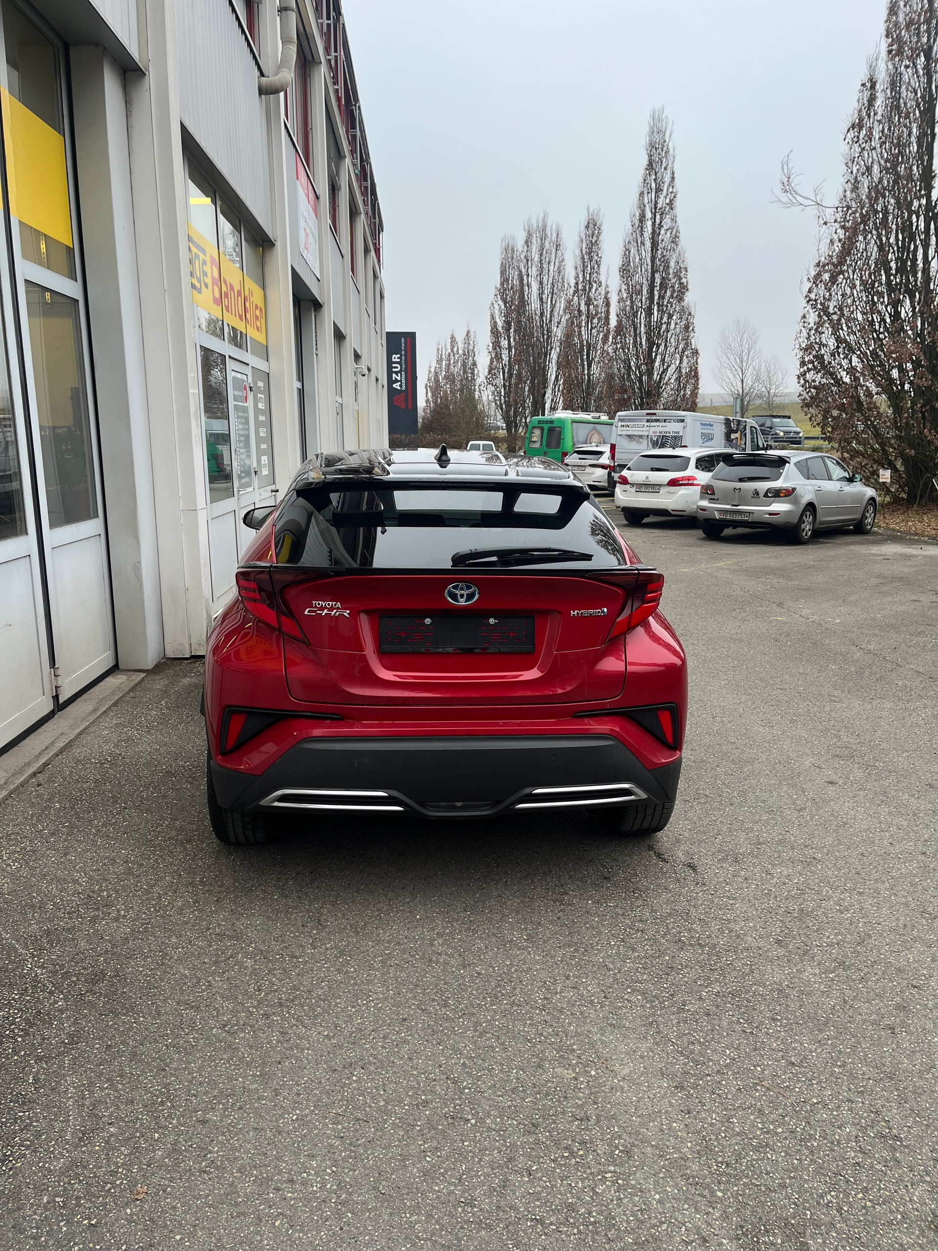 TOYOTA C-HR 2.0 HSD CVT Trend-image-2