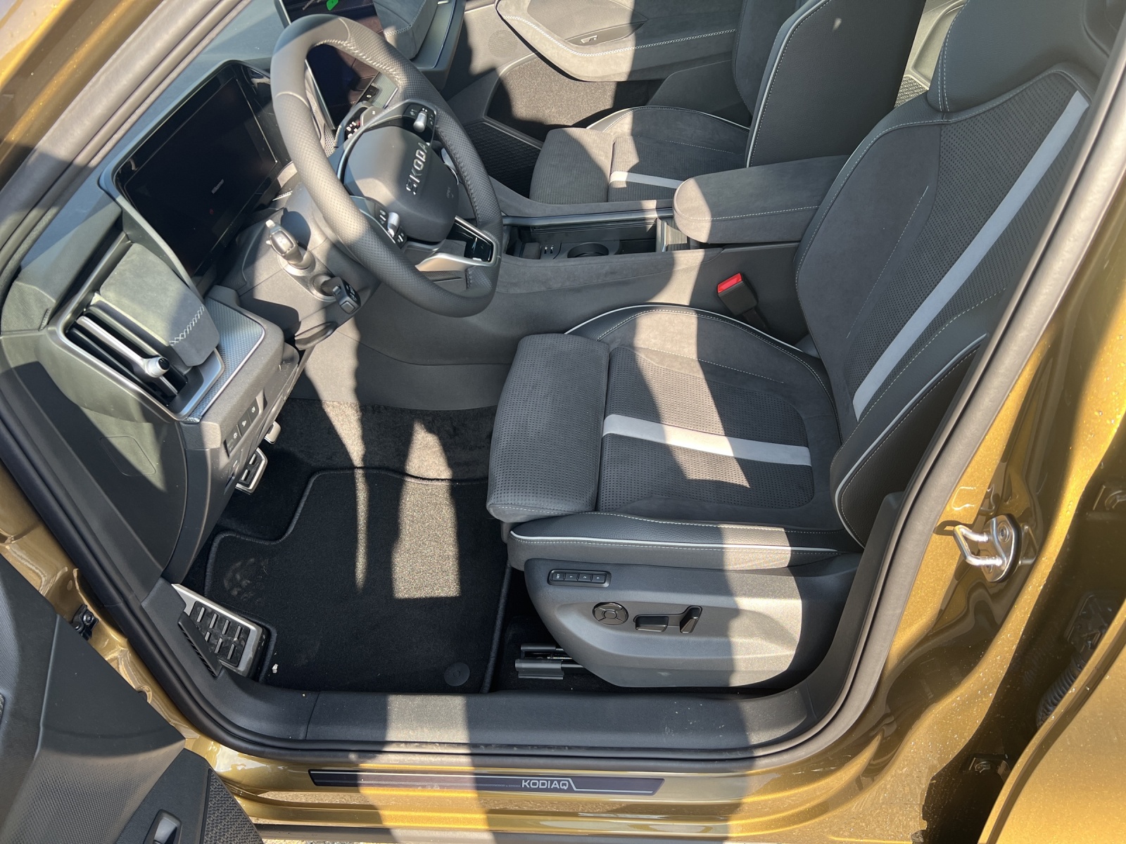 SKODA Kodiaq 2.0 TSI Sportline 4x4-image-5