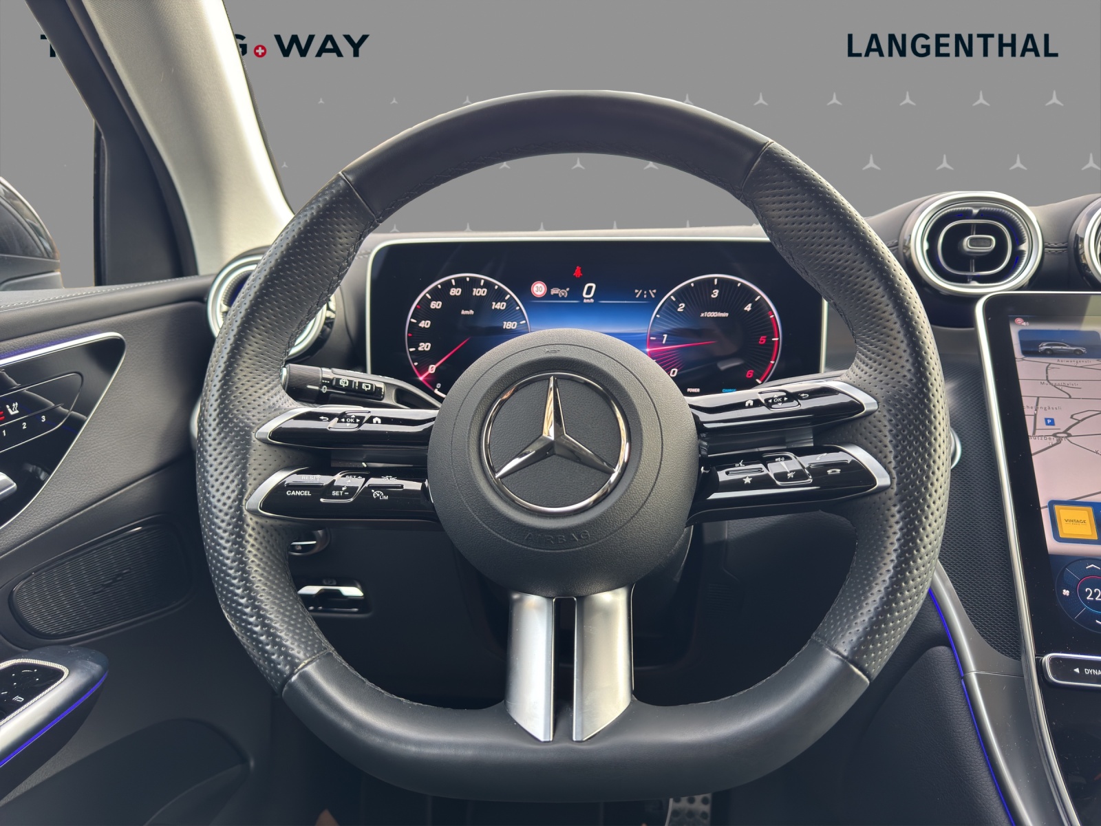 MERCEDES-BENZ GLC 220 d 4Matic 9G-Tronic-image-11