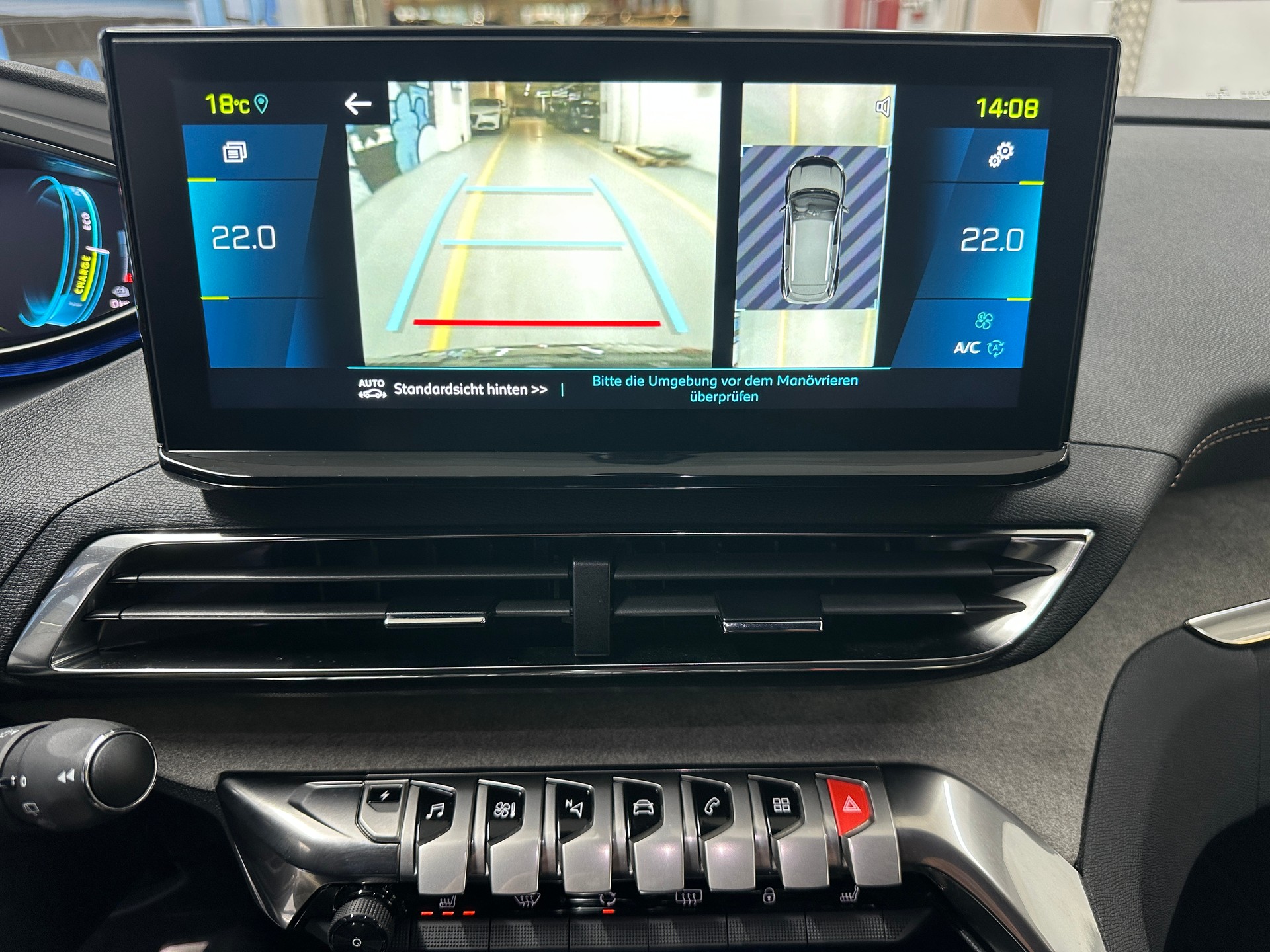 PEUGEOT 3008 225e Hybrid2 GT EAT8-image-11