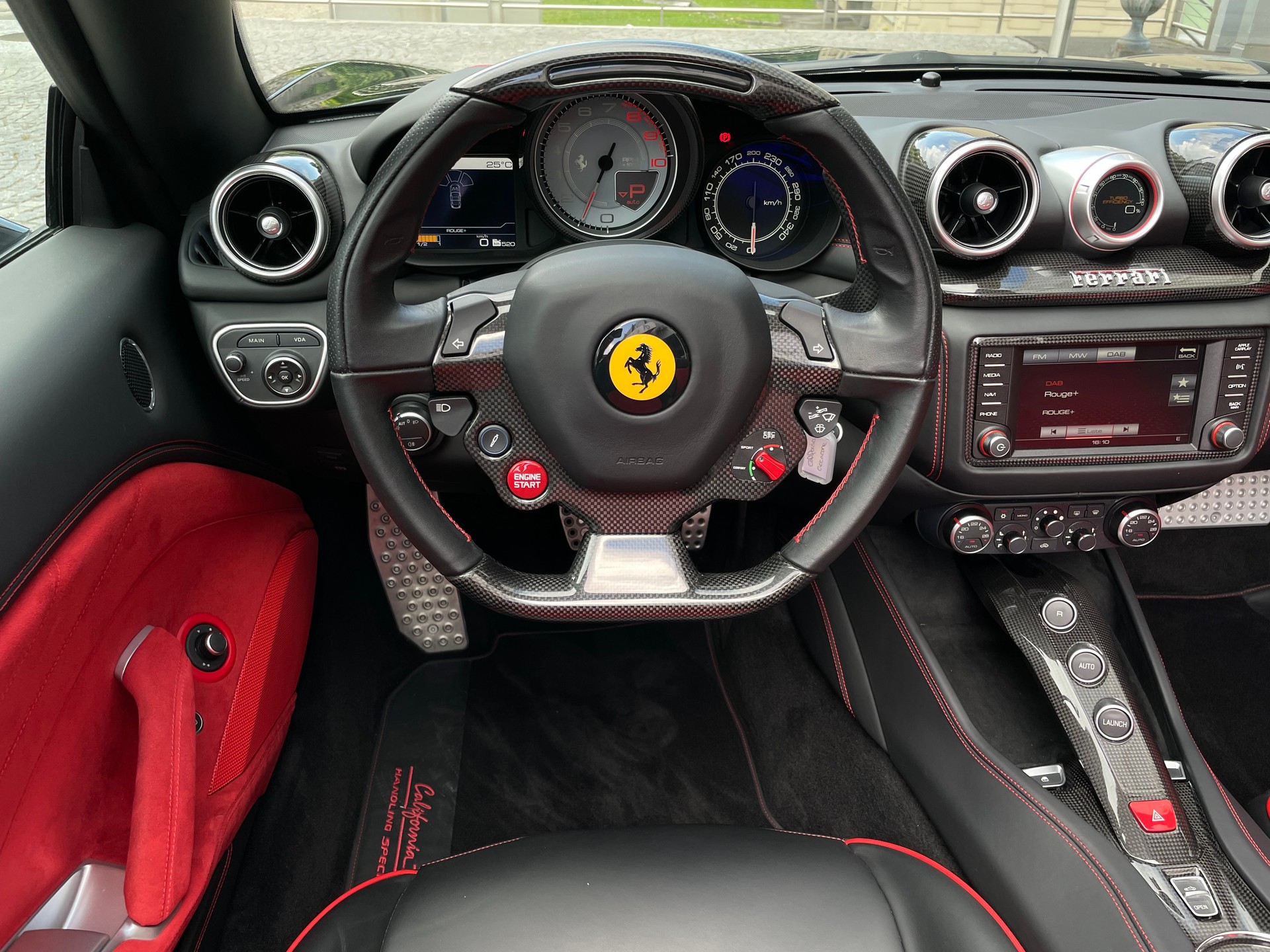 FERRARI California 3.9 V8 T-image-7