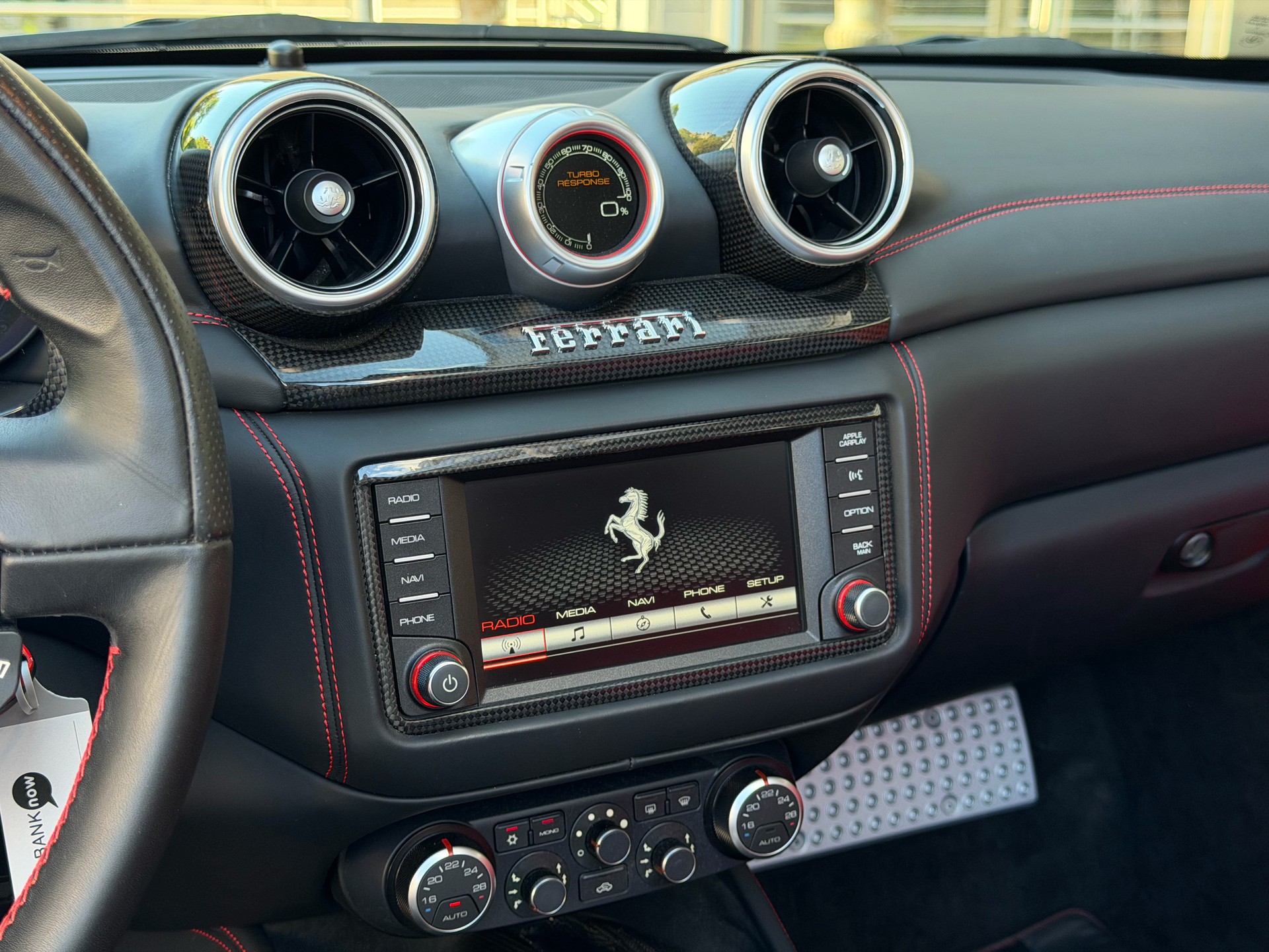FERRARI California 3.9 V8 T-image-11