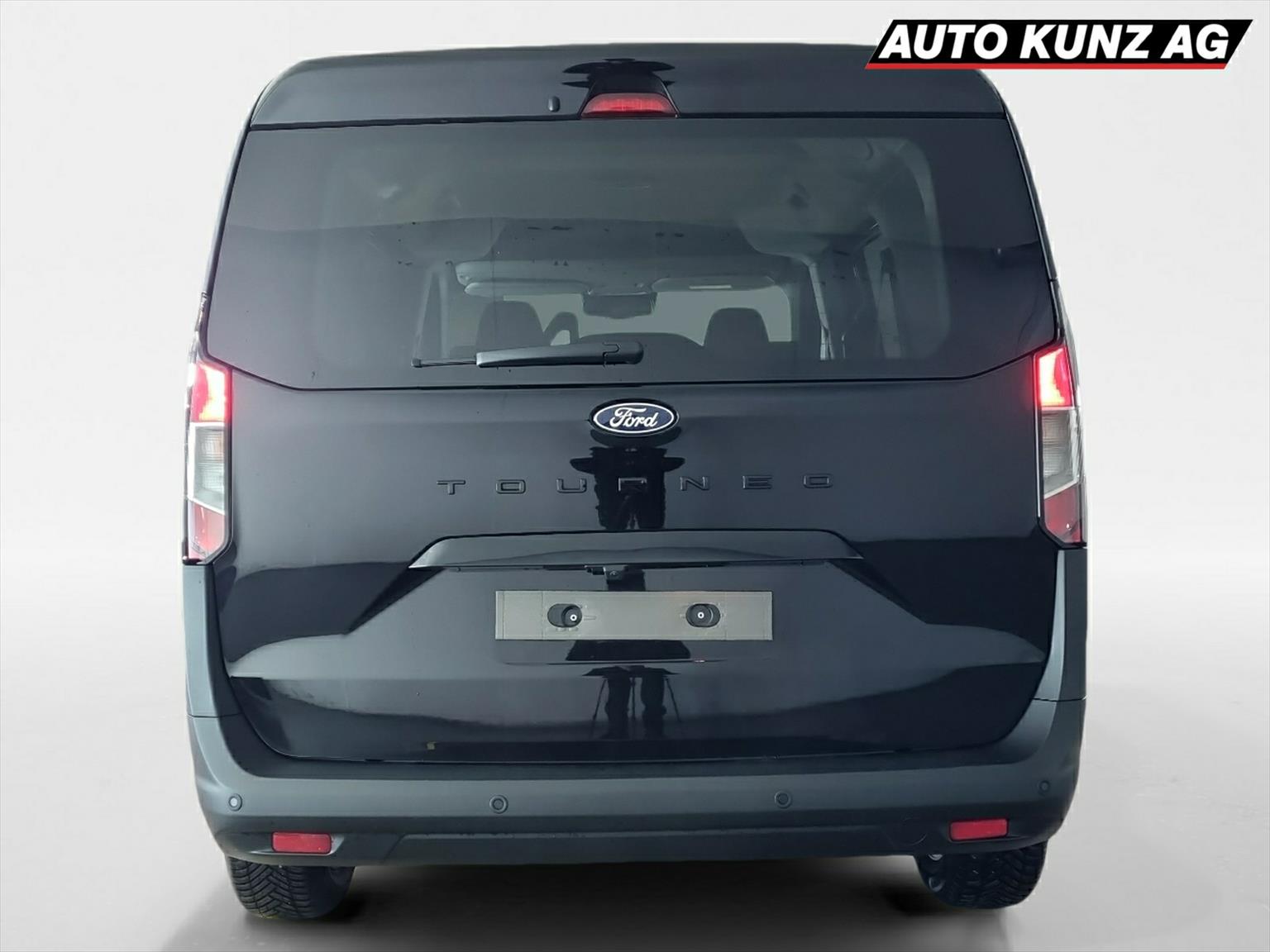 FORD TOURNEO COURIERier 1.0 EcoBoost Titanium Automat-image-3