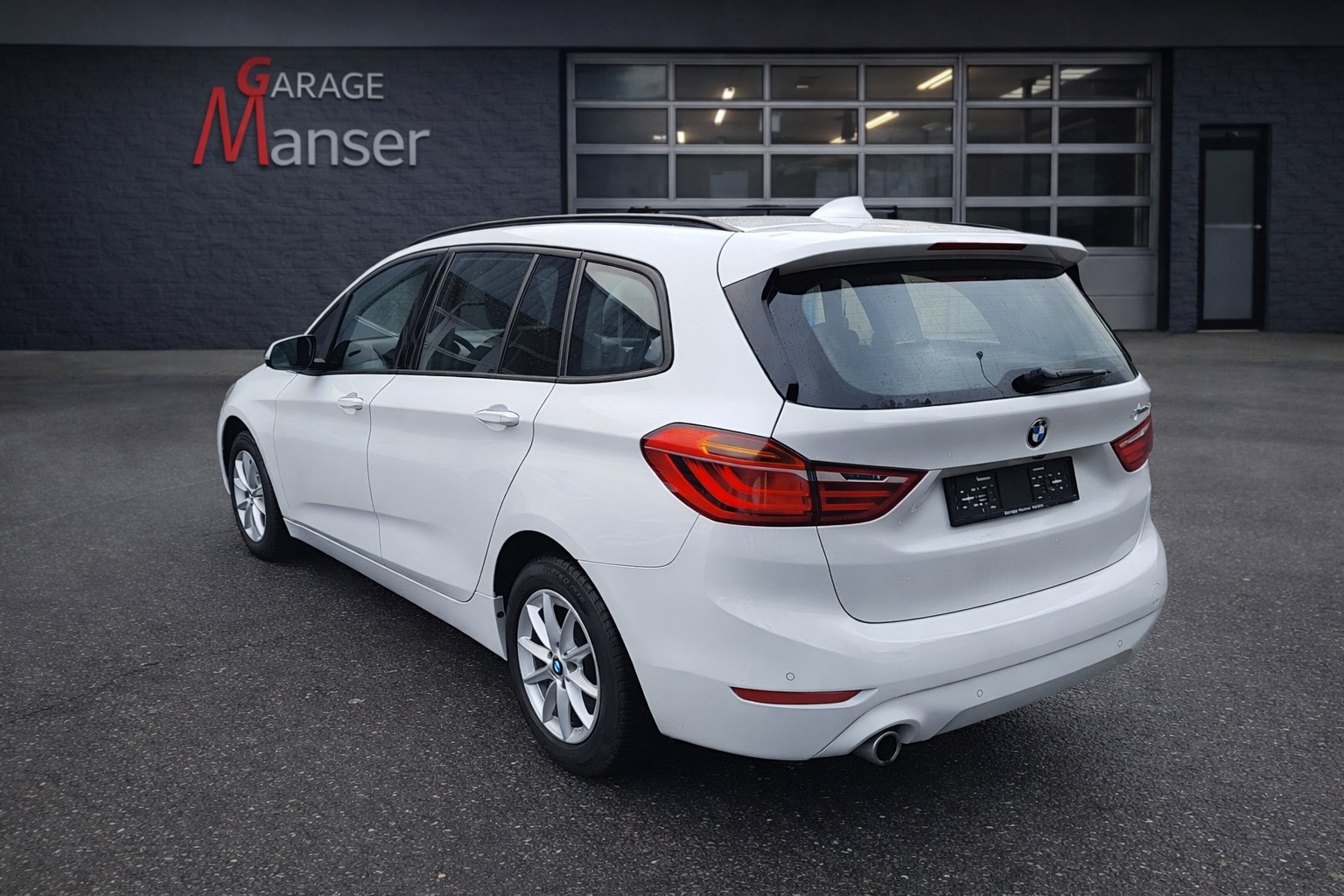 BMW 216d Gran Tourer-image-2